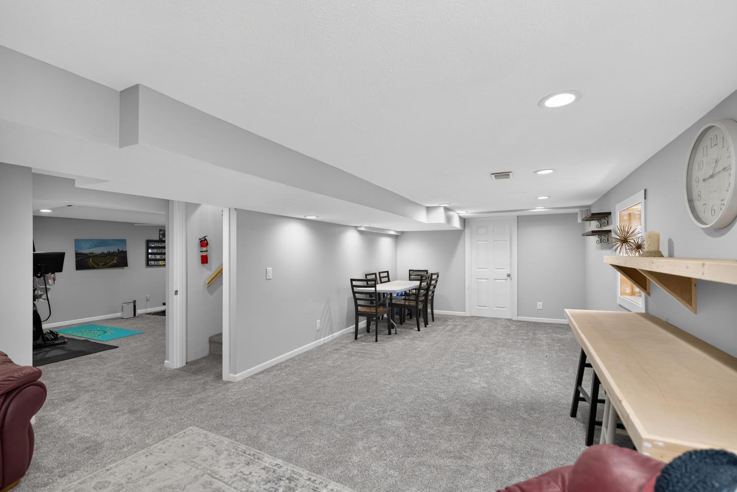 68271 Eagle Lake Road Edwardsburg MI 49112