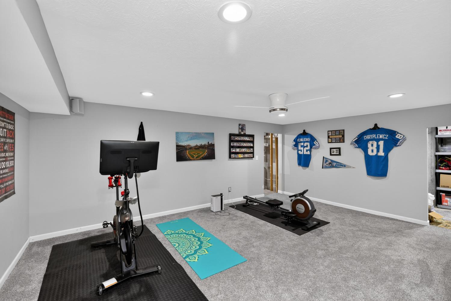 68271 Eagle Lake Road Edwardsburg MI 49112