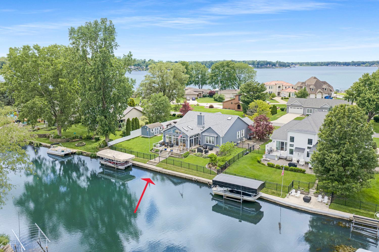 68271 Eagle Lake Road Edwardsburg MI 49112