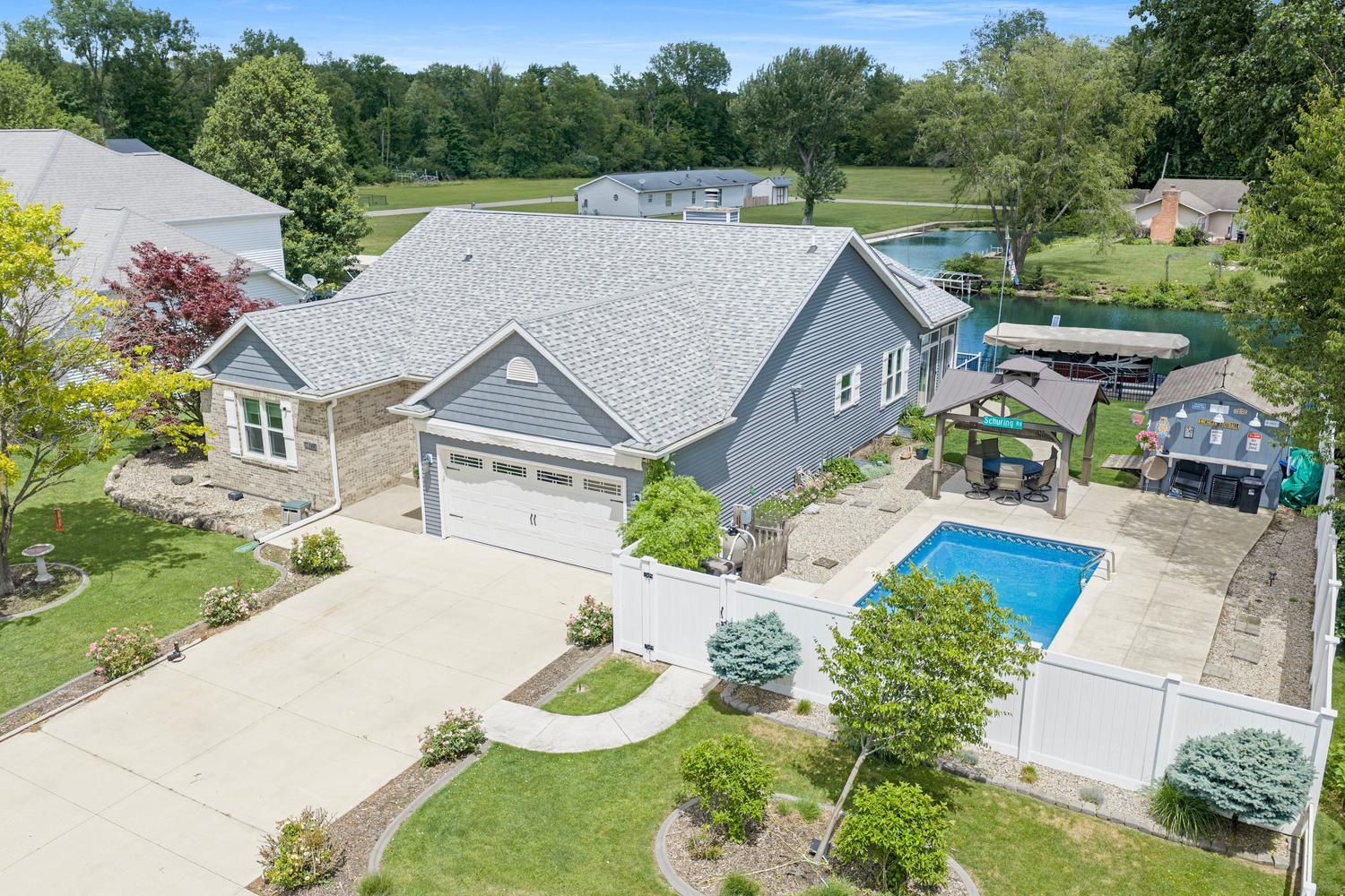 68271 Eagle Lake Road Edwardsburg MI 49112
