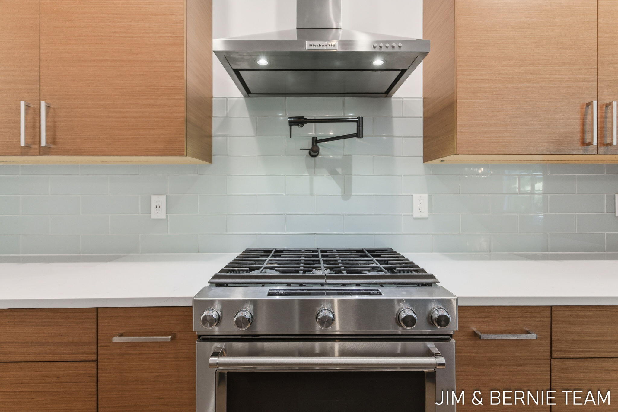 6225 Lighthouse Court Saugatuck MI 49453