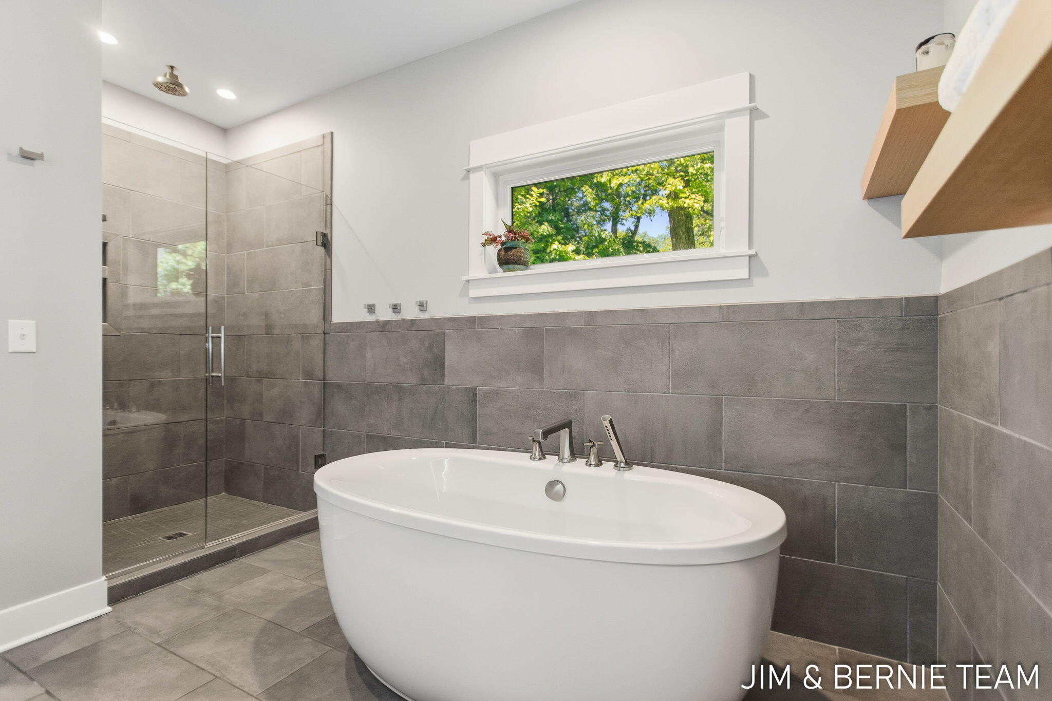 6225 Lighthouse Court Saugatuck MI 49453
