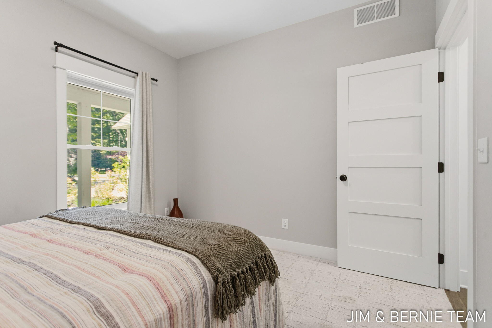 6225 Lighthouse Court Saugatuck MI 49453