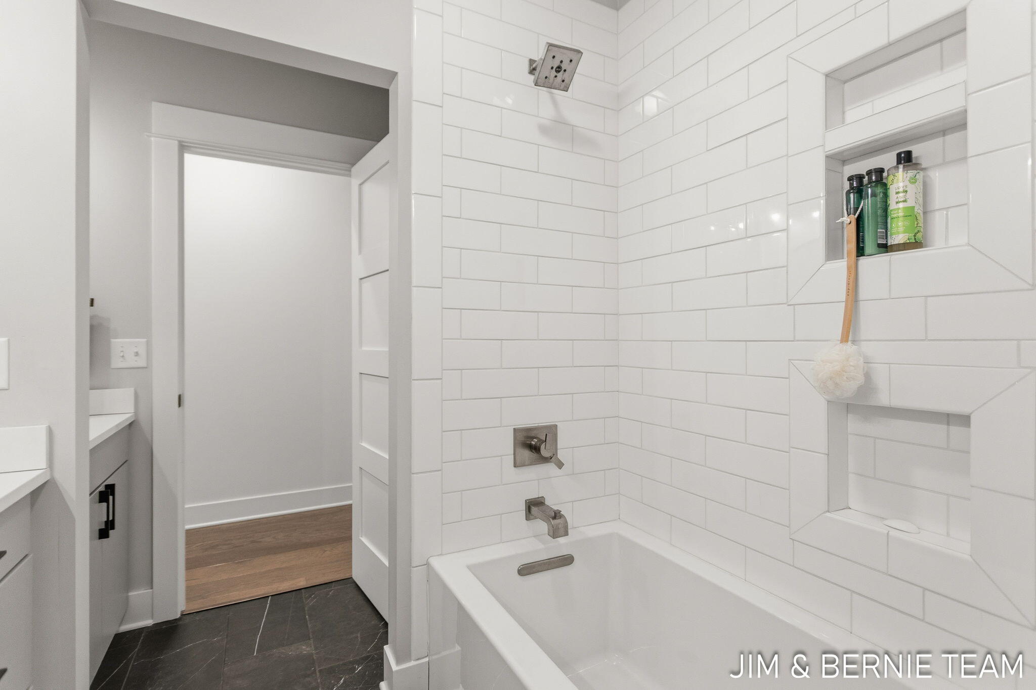 6225 Lighthouse Court Saugatuck MI 49453