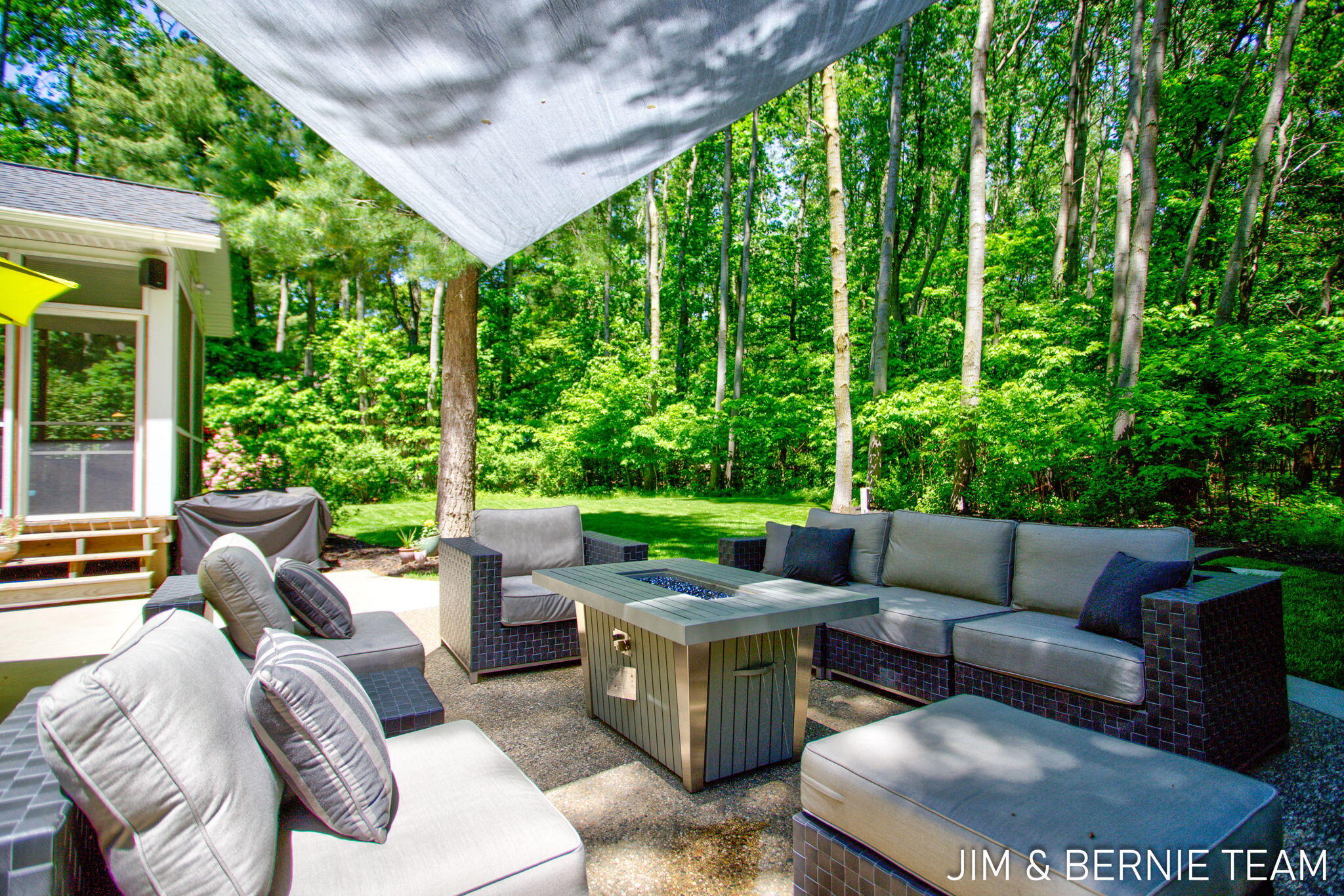 6225 Lighthouse Court Saugatuck MI 49453