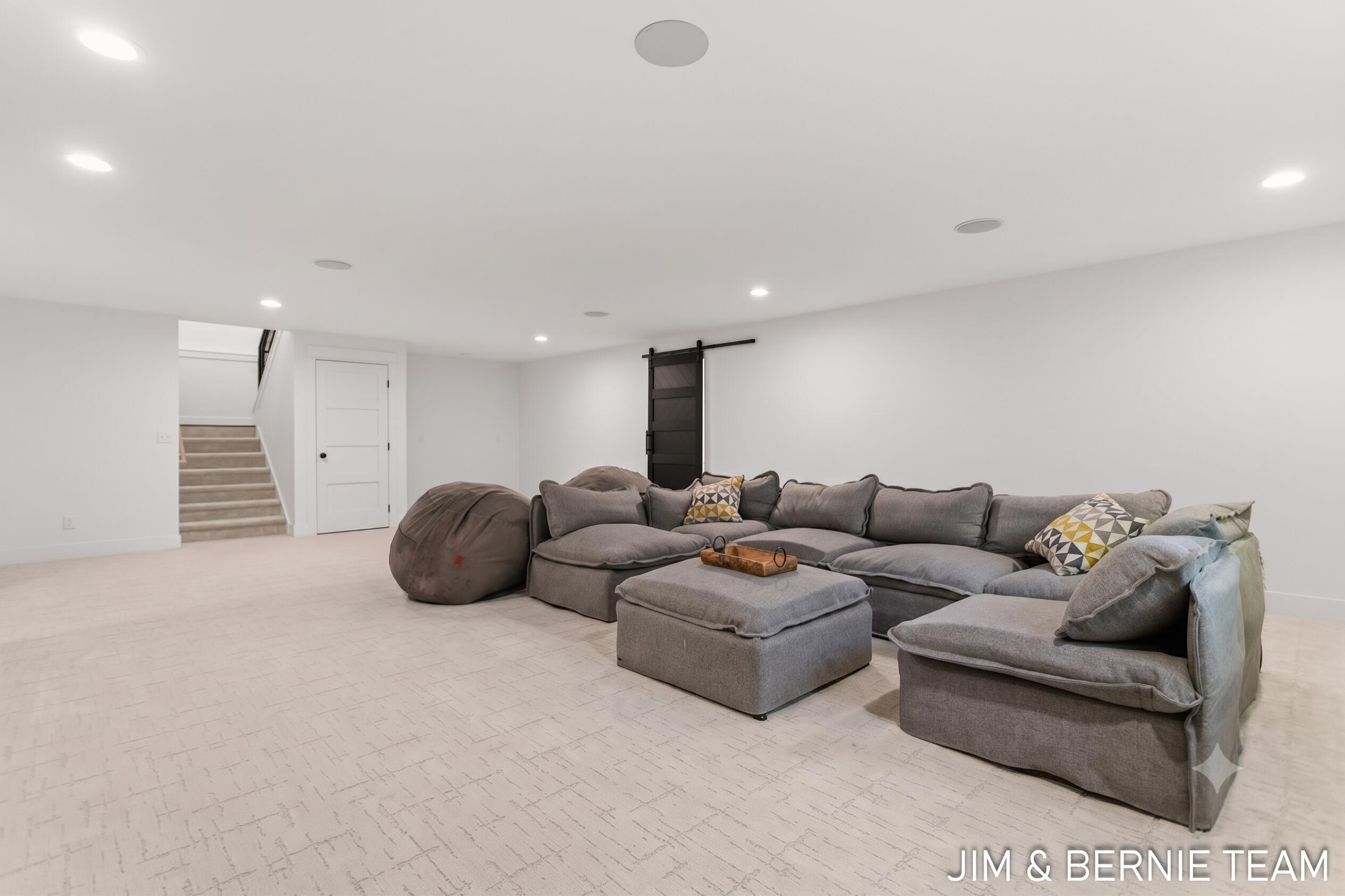 6225 Lighthouse Court Saugatuck MI 49453