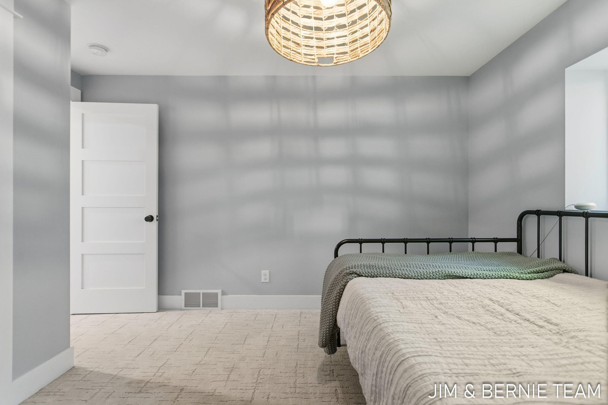 6225 Lighthouse Court Saugatuck MI 49453