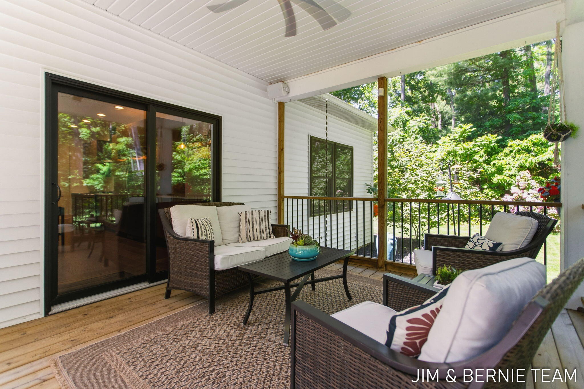 6225 Lighthouse Court Saugatuck MI 49453