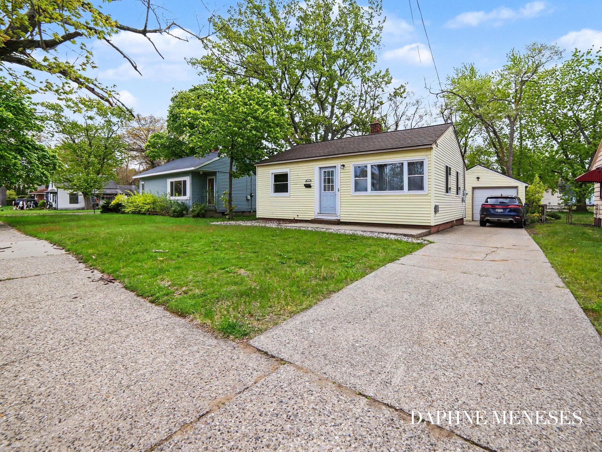 1083 Amity Avenue Muskegon MI 49442