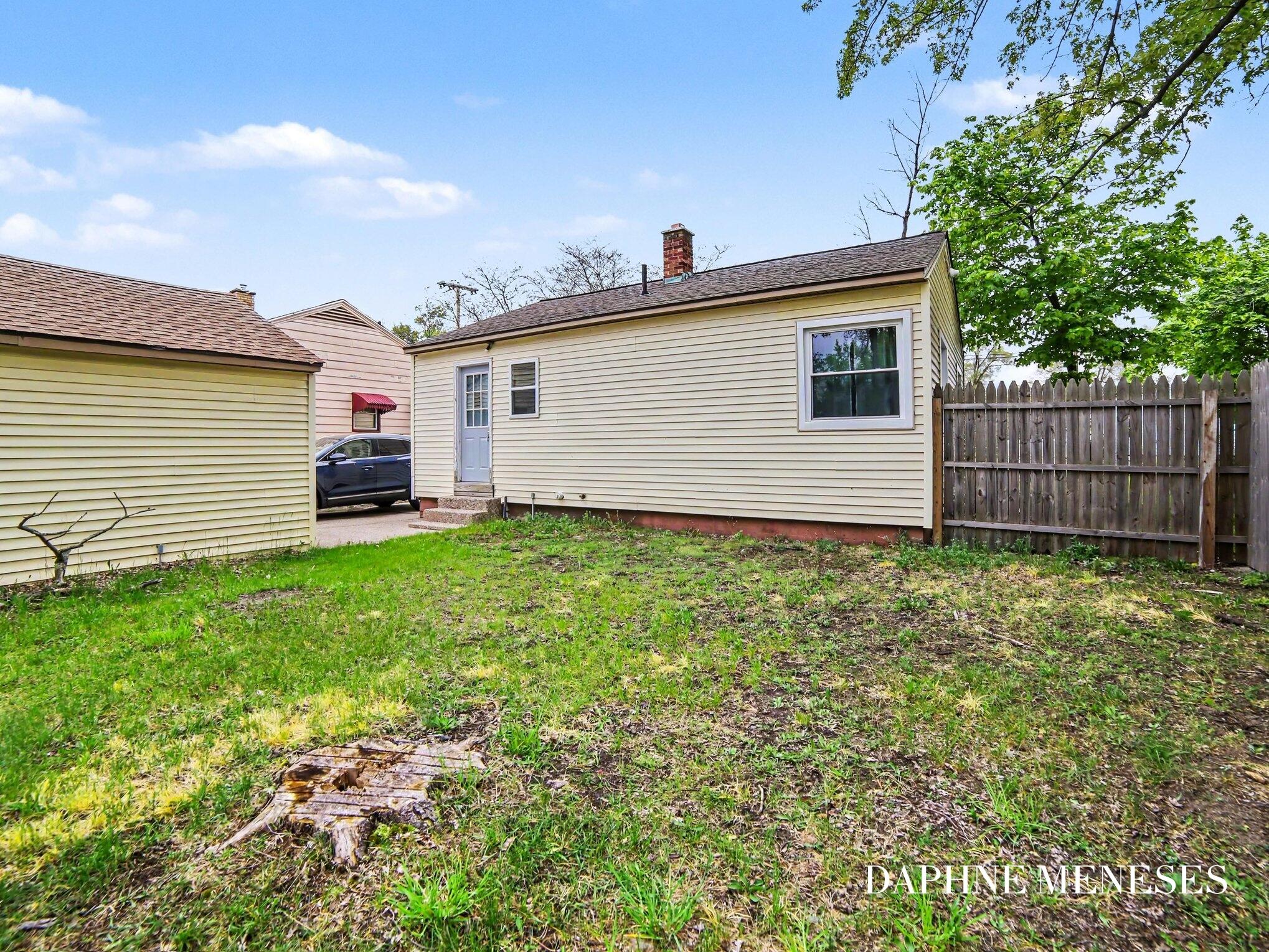 1083 Amity Avenue Muskegon MI 49442