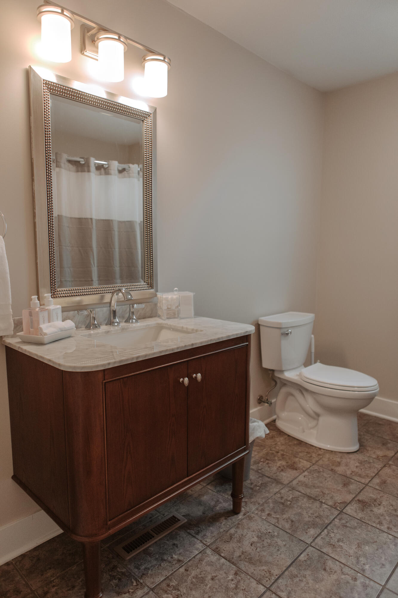 210 Market Place Benton Harbor MI 49022
