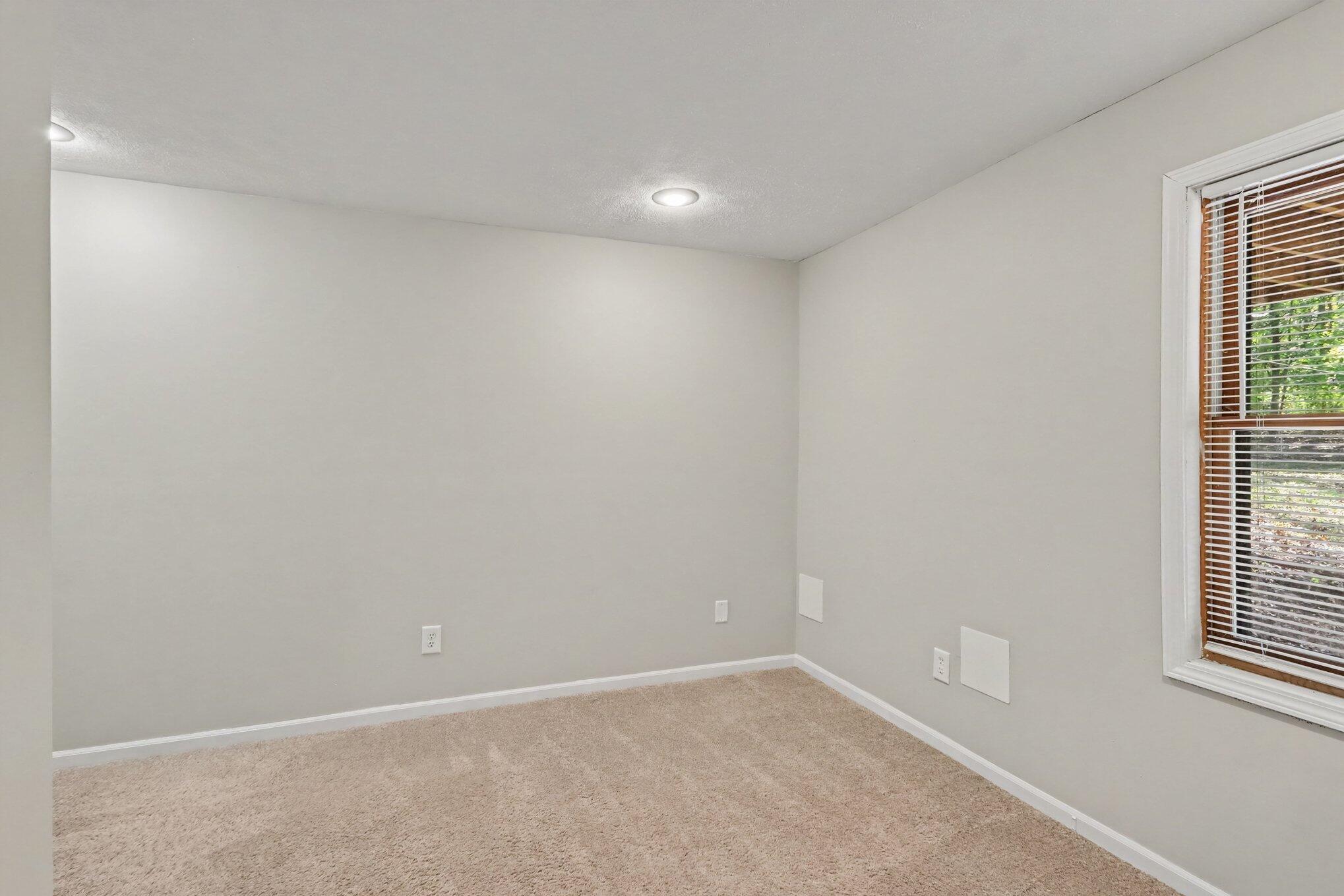 8329 W Kl Avenue Kalamazoo MI 49009