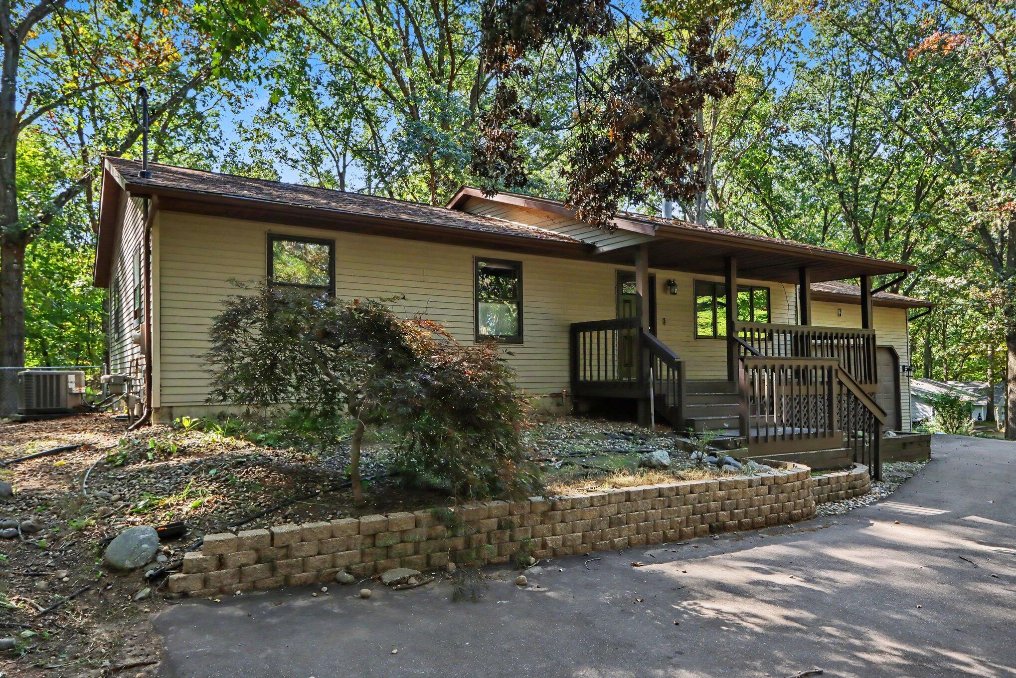 8329 W Kl Avenue Kalamazoo MI 49009