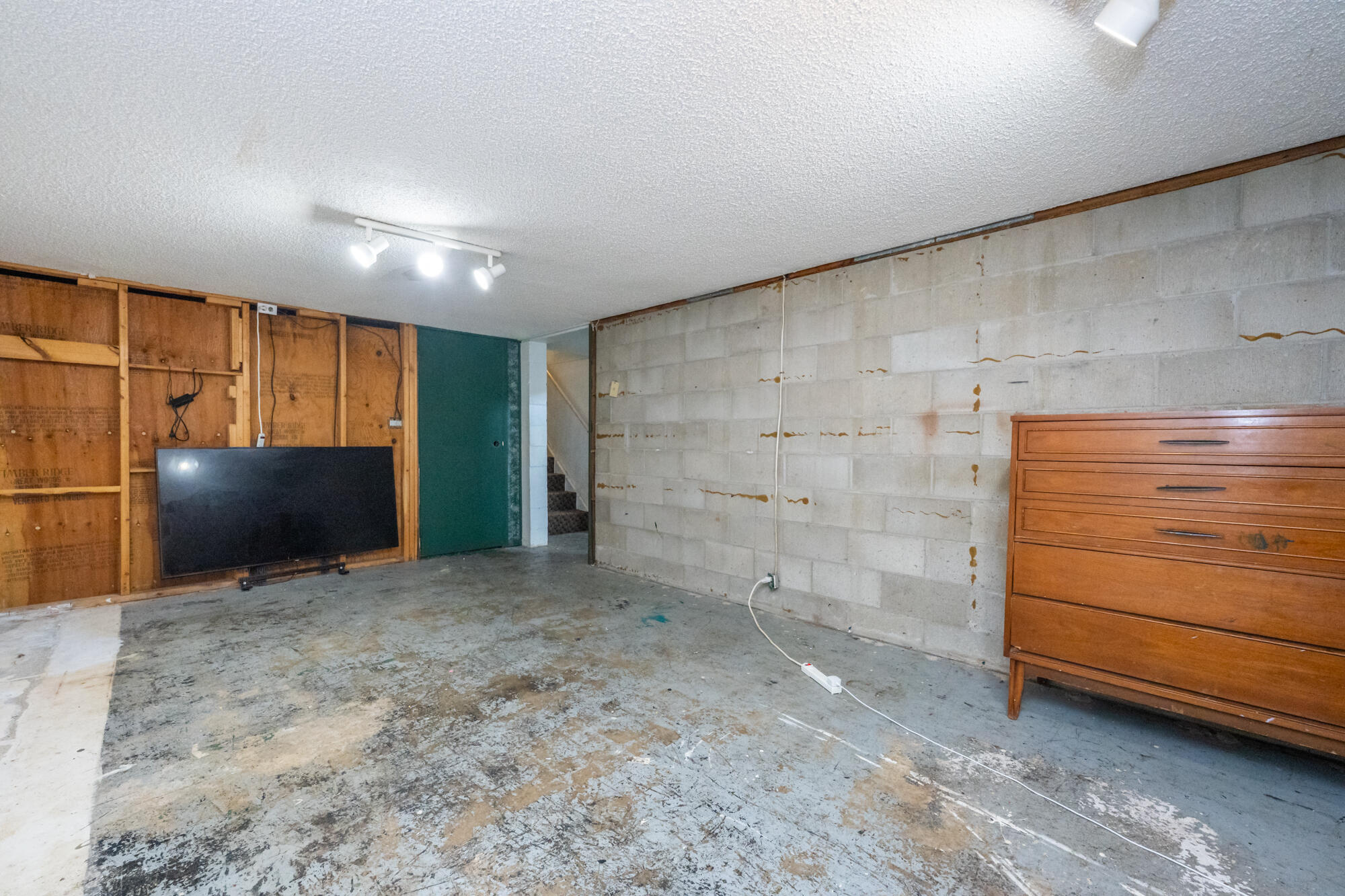 1651 N Cherry Drive Stevensville MI 49127