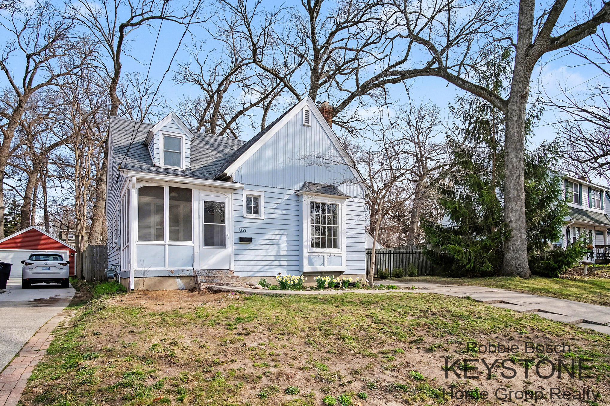 1321 Ballard Street SE Grand Rapids MI 49507