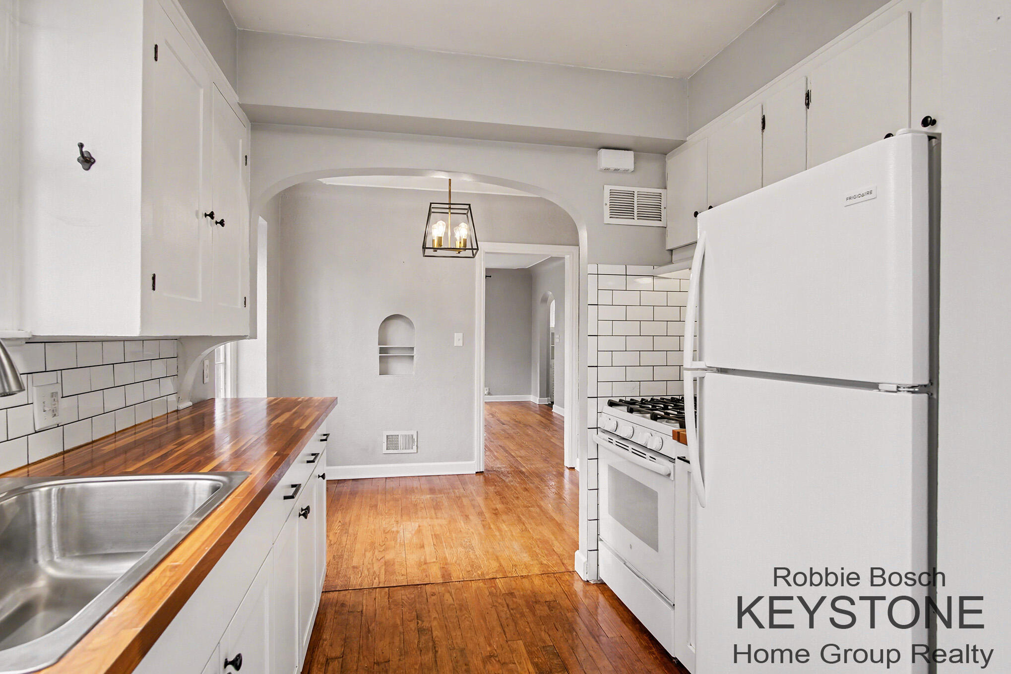 1321 Ballard Street SE Grand Rapids MI 49507