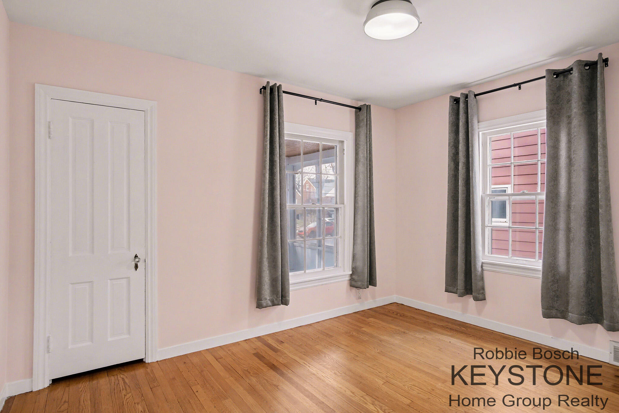 1321 Ballard Street SE Grand Rapids MI 49507