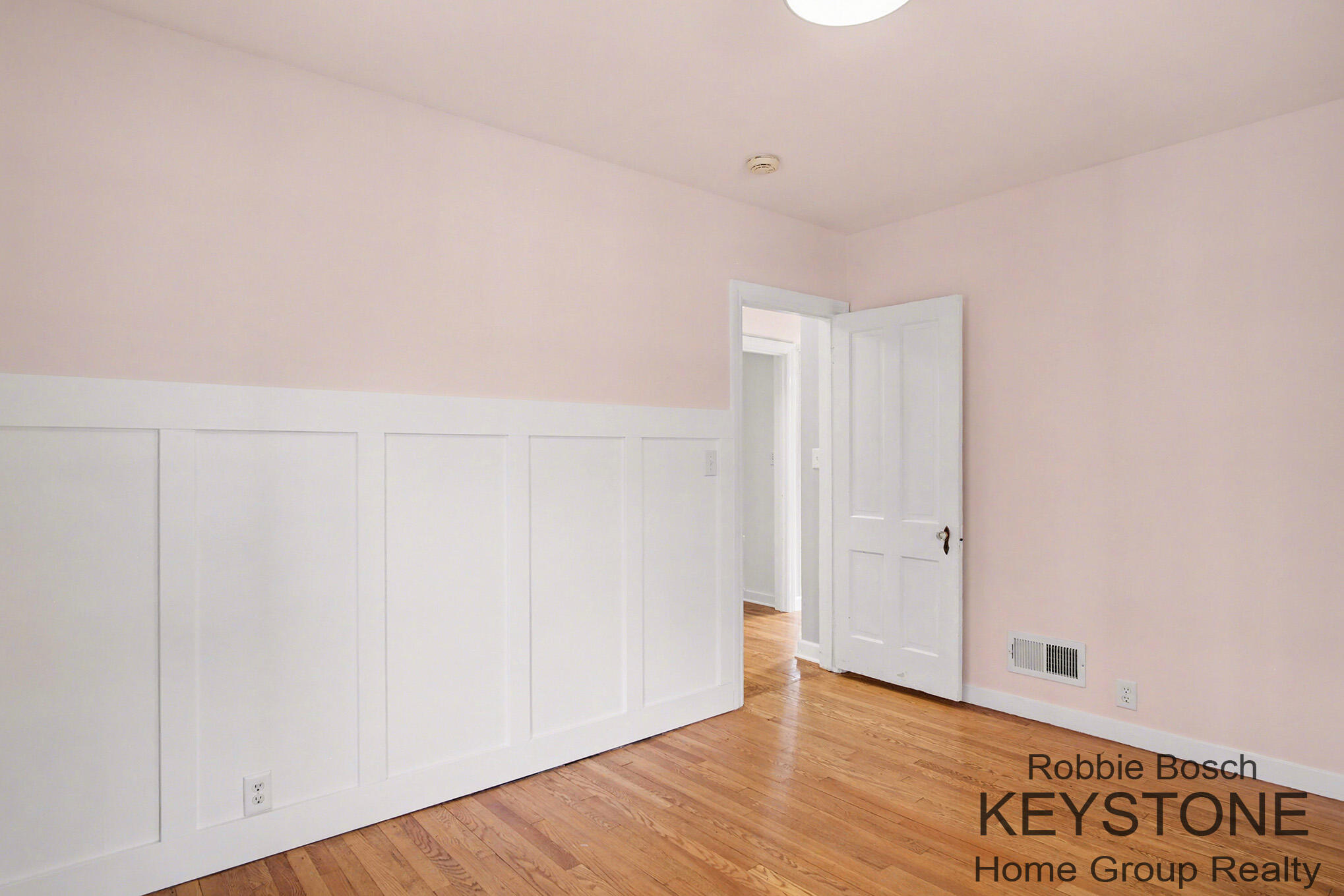 1321 Ballard Street SE Grand Rapids MI 49507