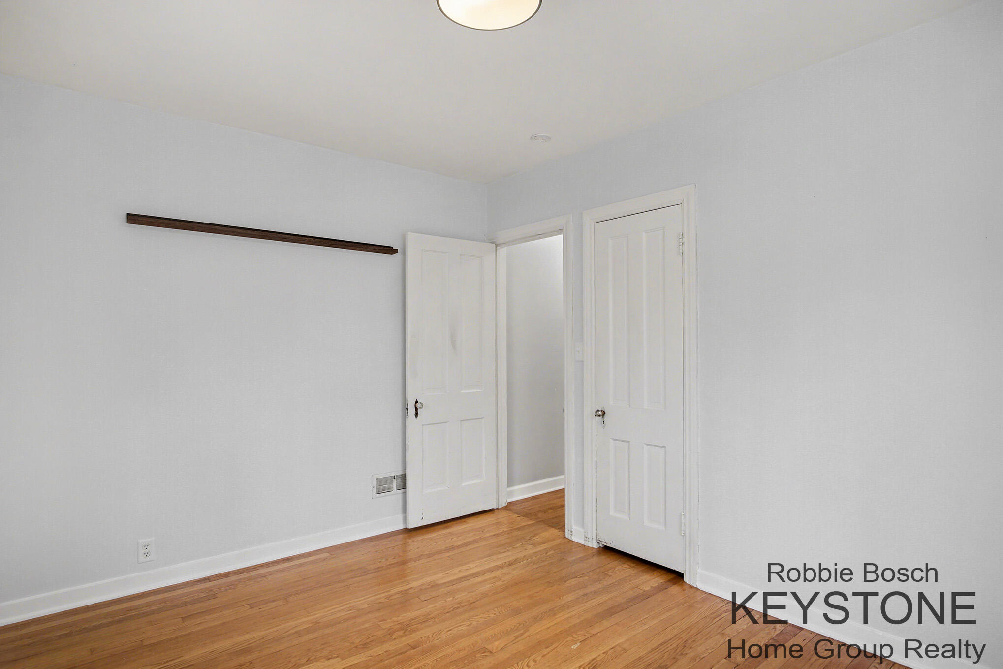 1321 Ballard Street SE Grand Rapids MI 49507