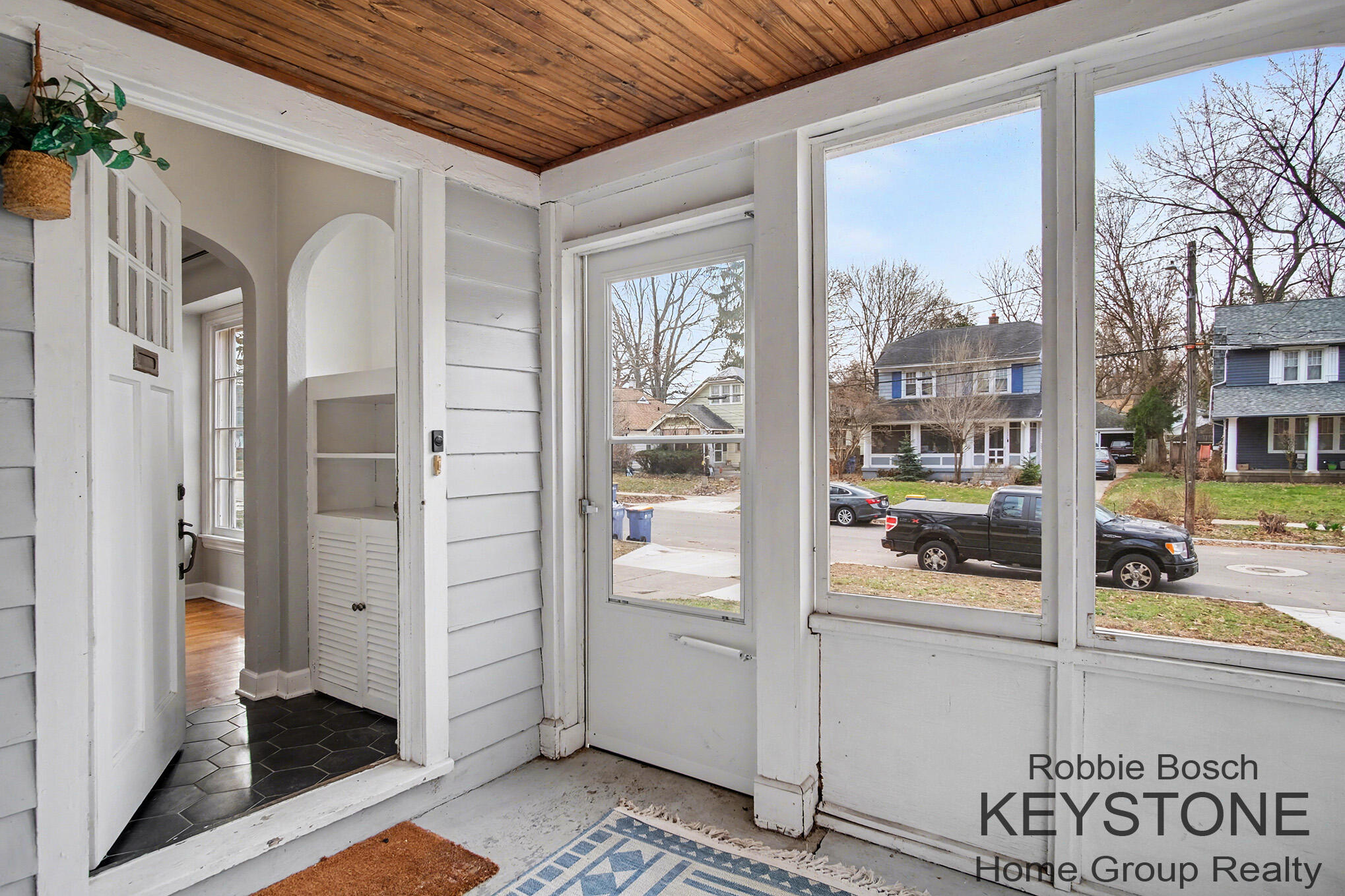 1321 Ballard Street SE Grand Rapids MI 49507