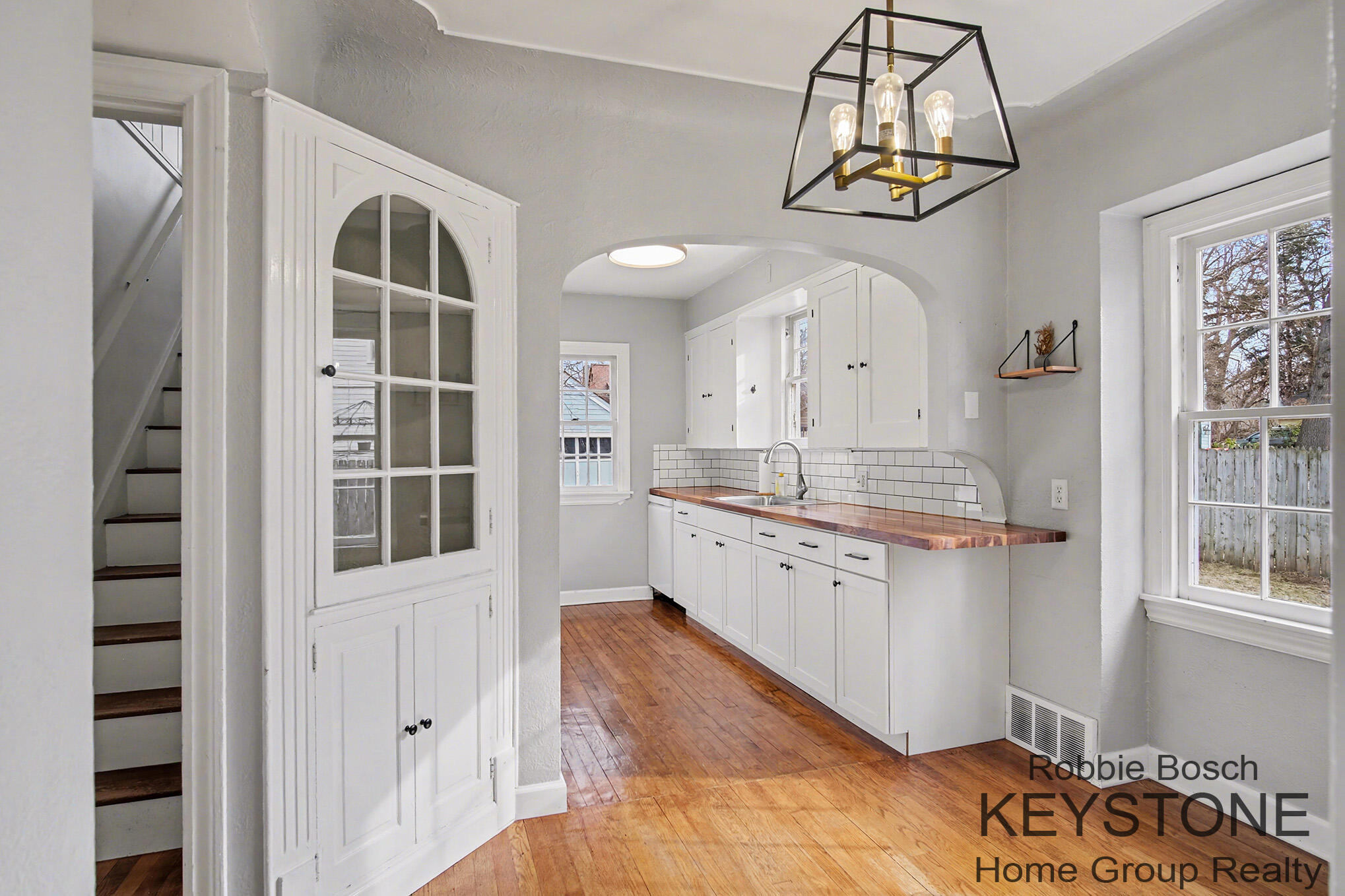 1321 Ballard Street SE Grand Rapids MI 49507