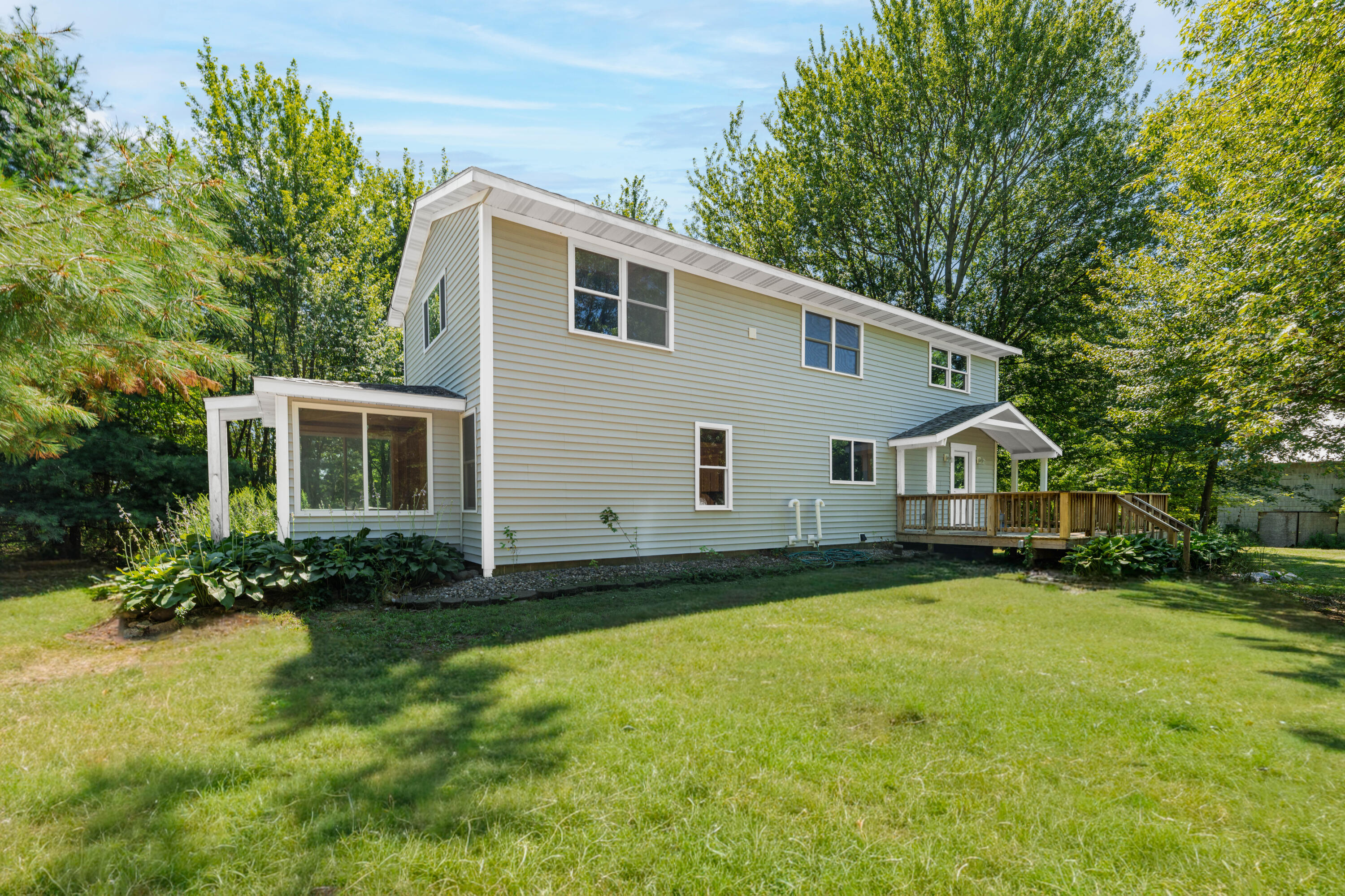1658 66th Street Fennville MI 49408