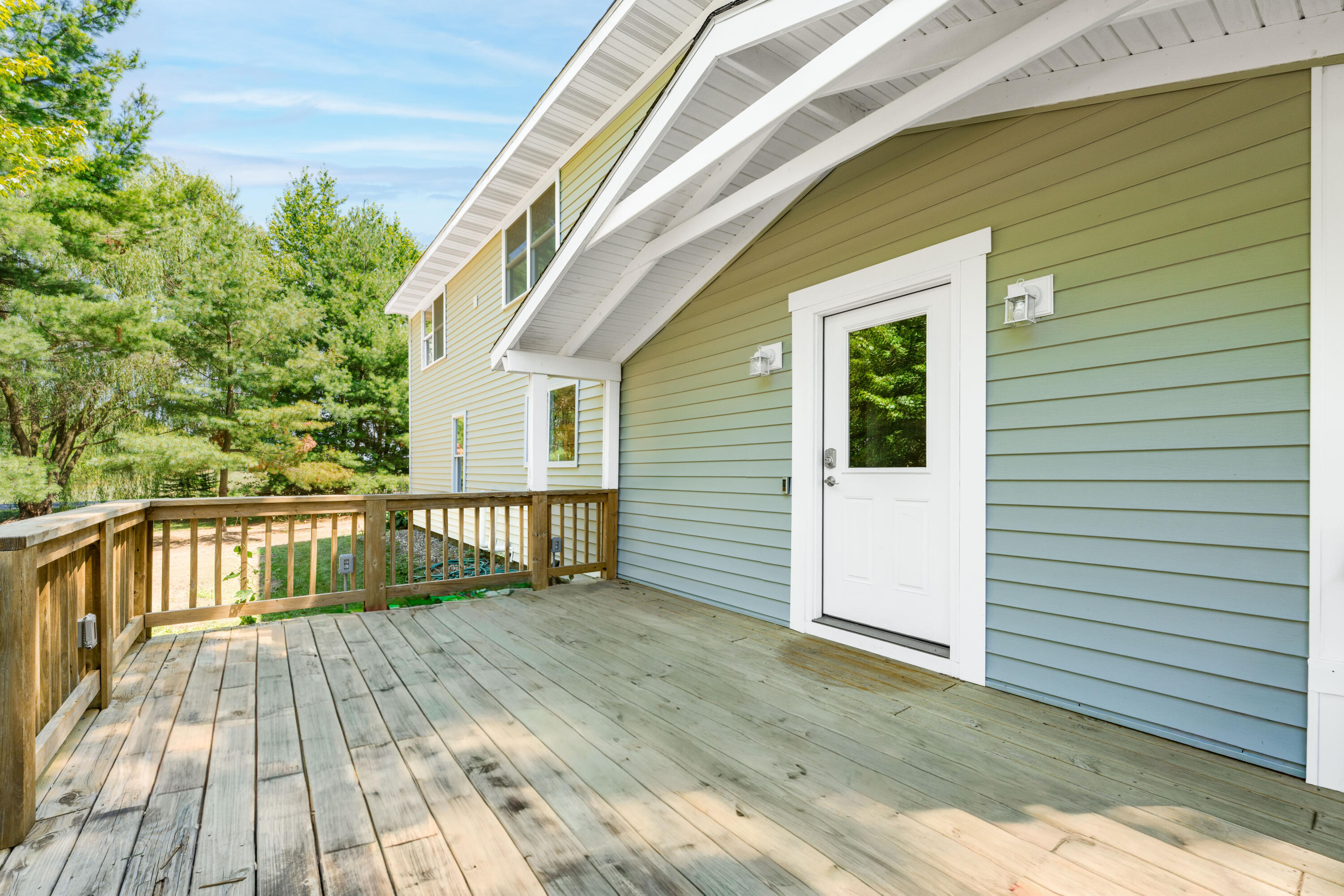 1658 66th Street Fennville MI 49408