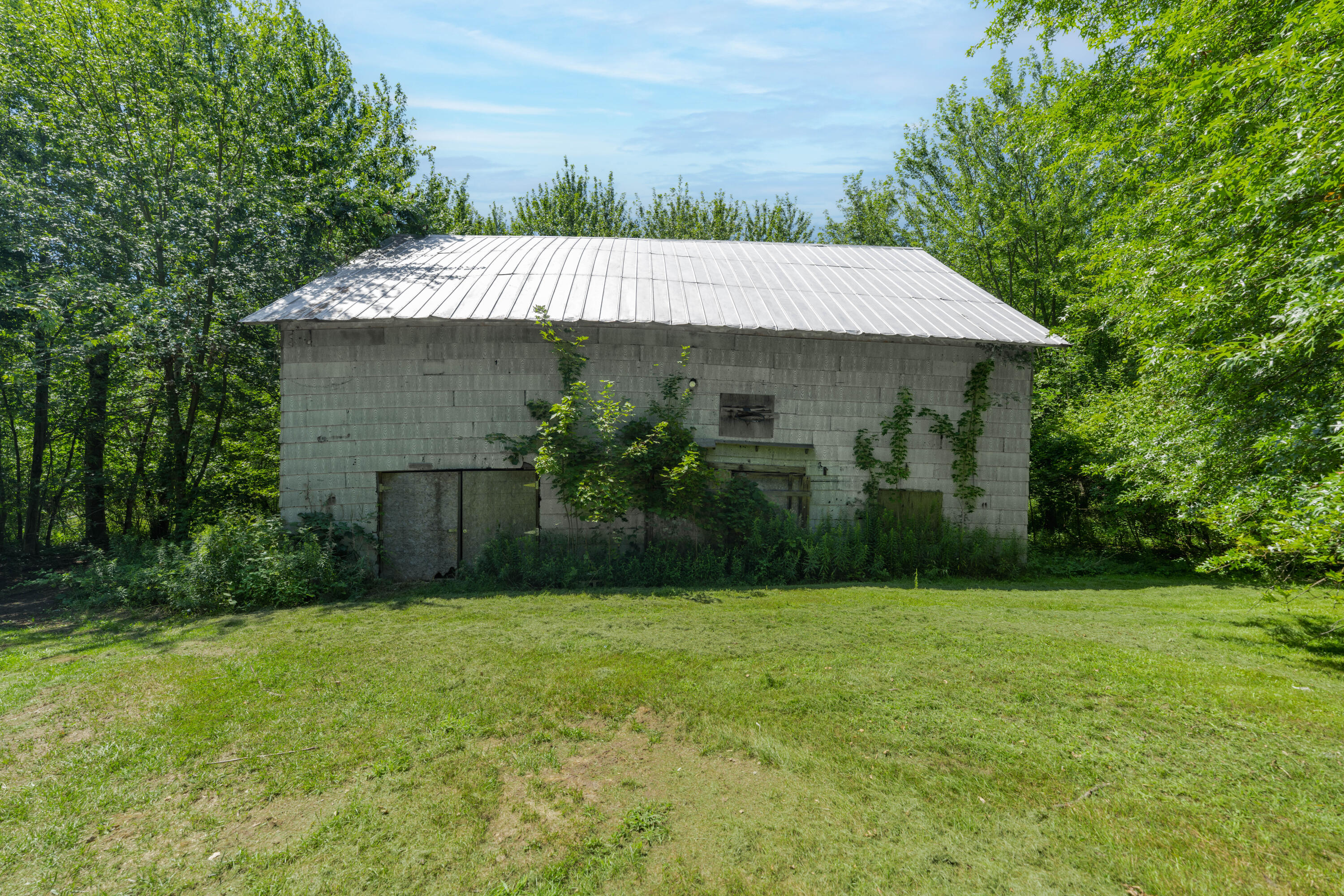 1658 66th Street Fennville MI 49408