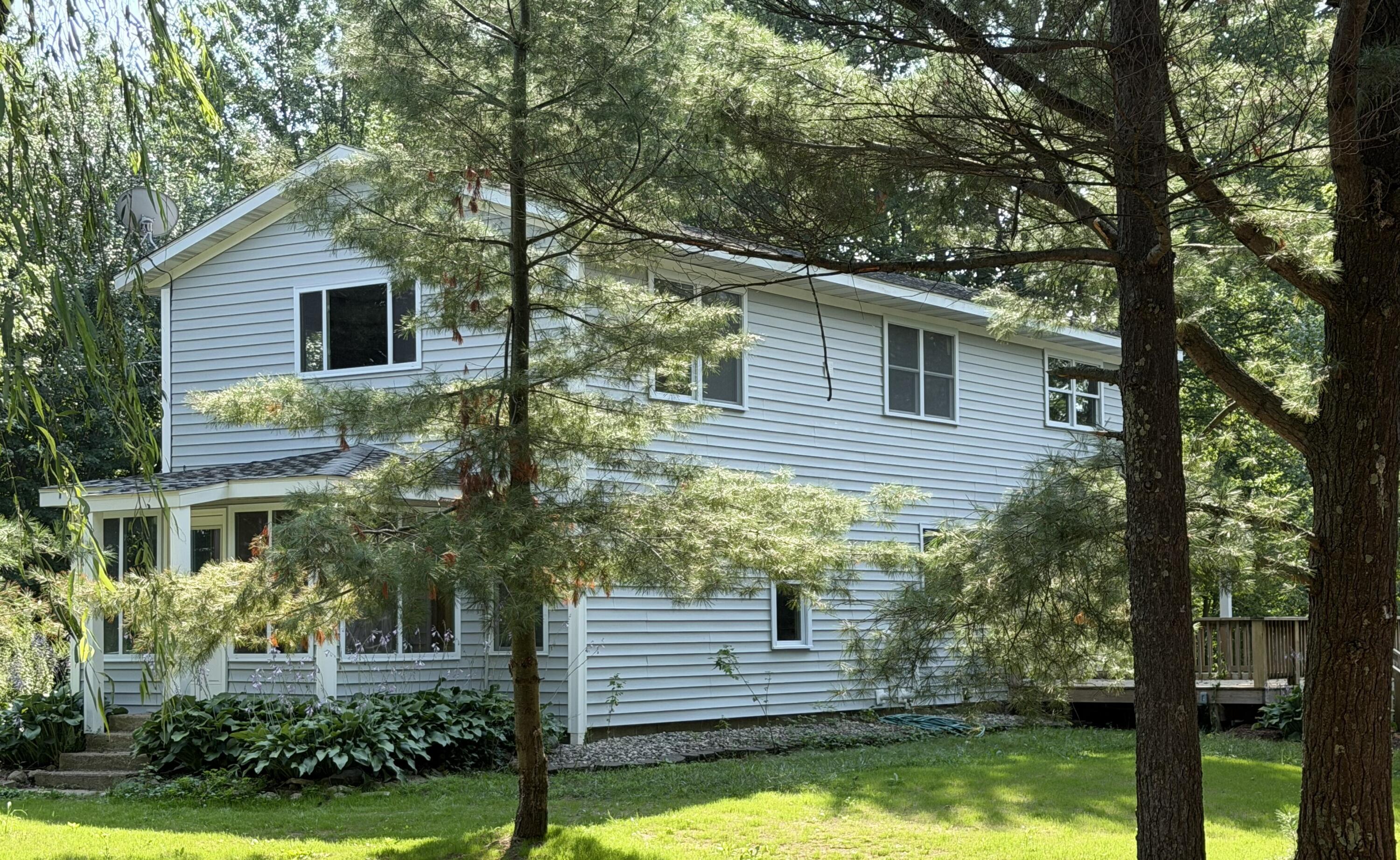 1658 66th Street Fennville MI 49408