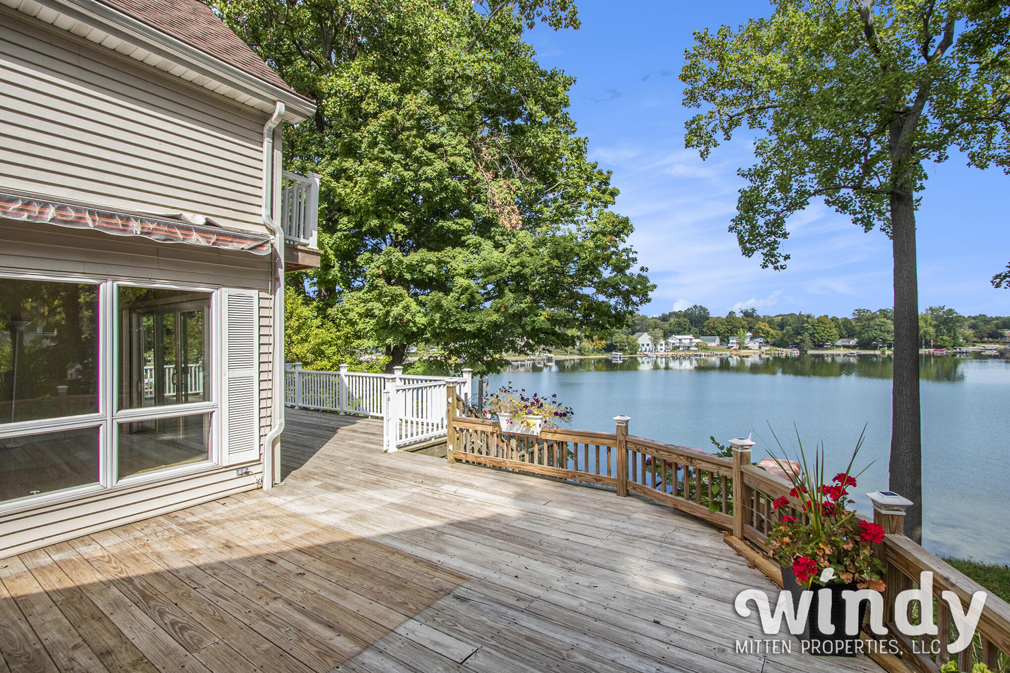 7927 Lakewood Drive Coloma MI 49038