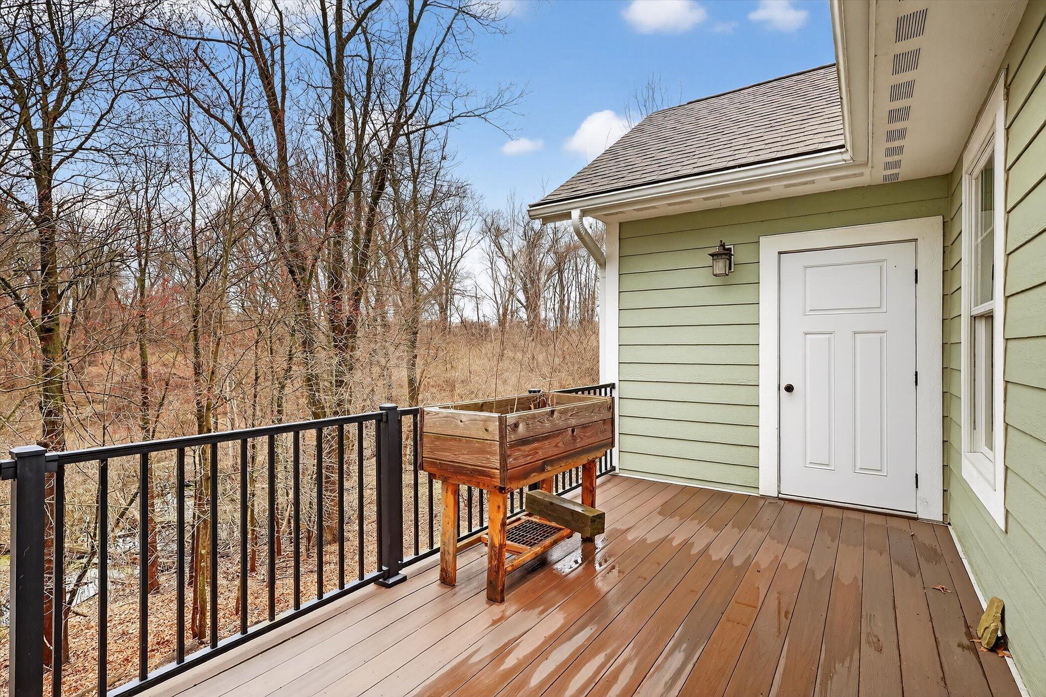 2214 Shelter Pointe Drive Kalamazoo MI 49008