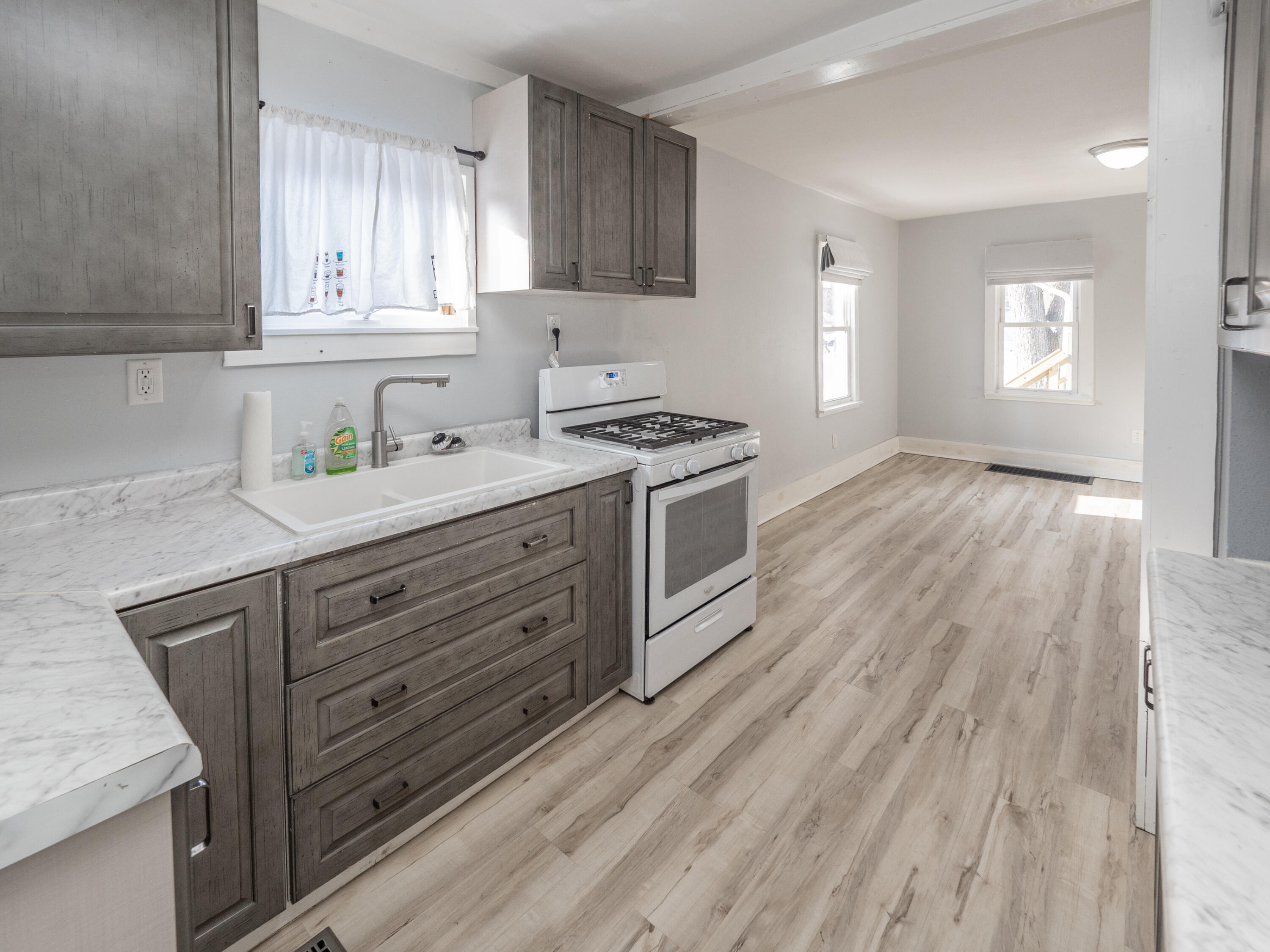 1910 N Rose Street Kalamazoo MI 49007