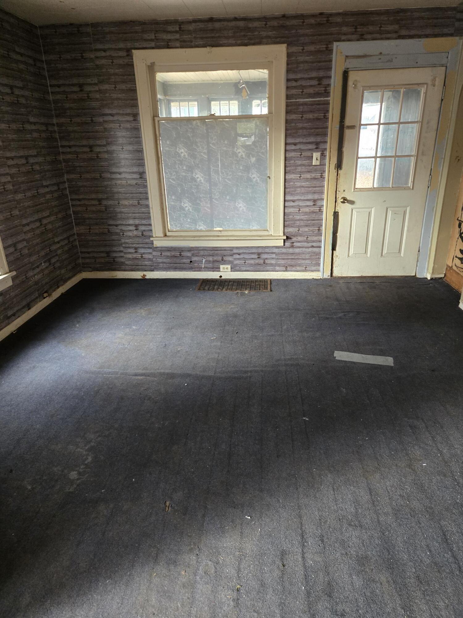 1682 Mcilwraith Street Muskegon MI 49442