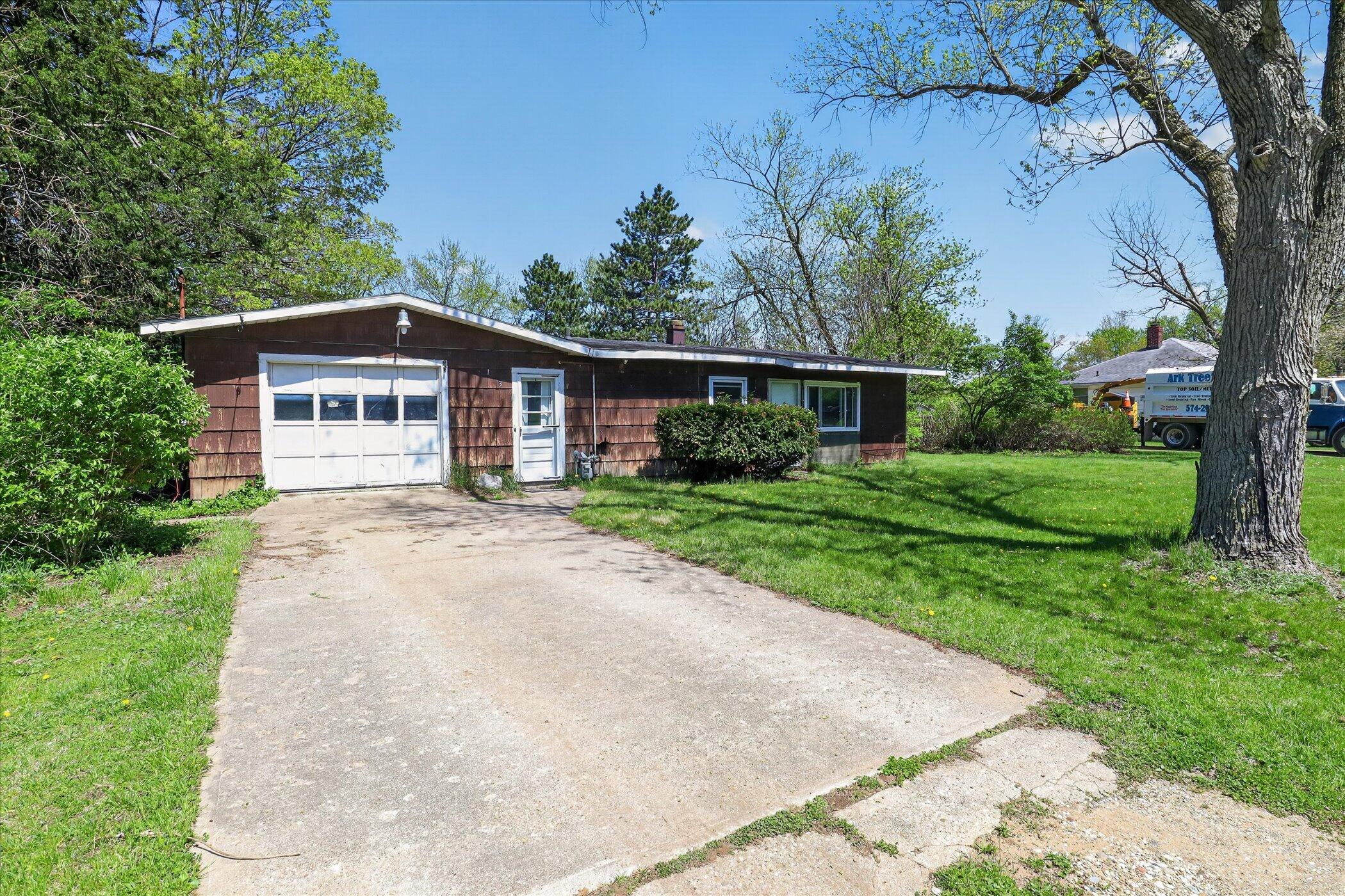 1333 Florence Avenue Niles MI 49120
