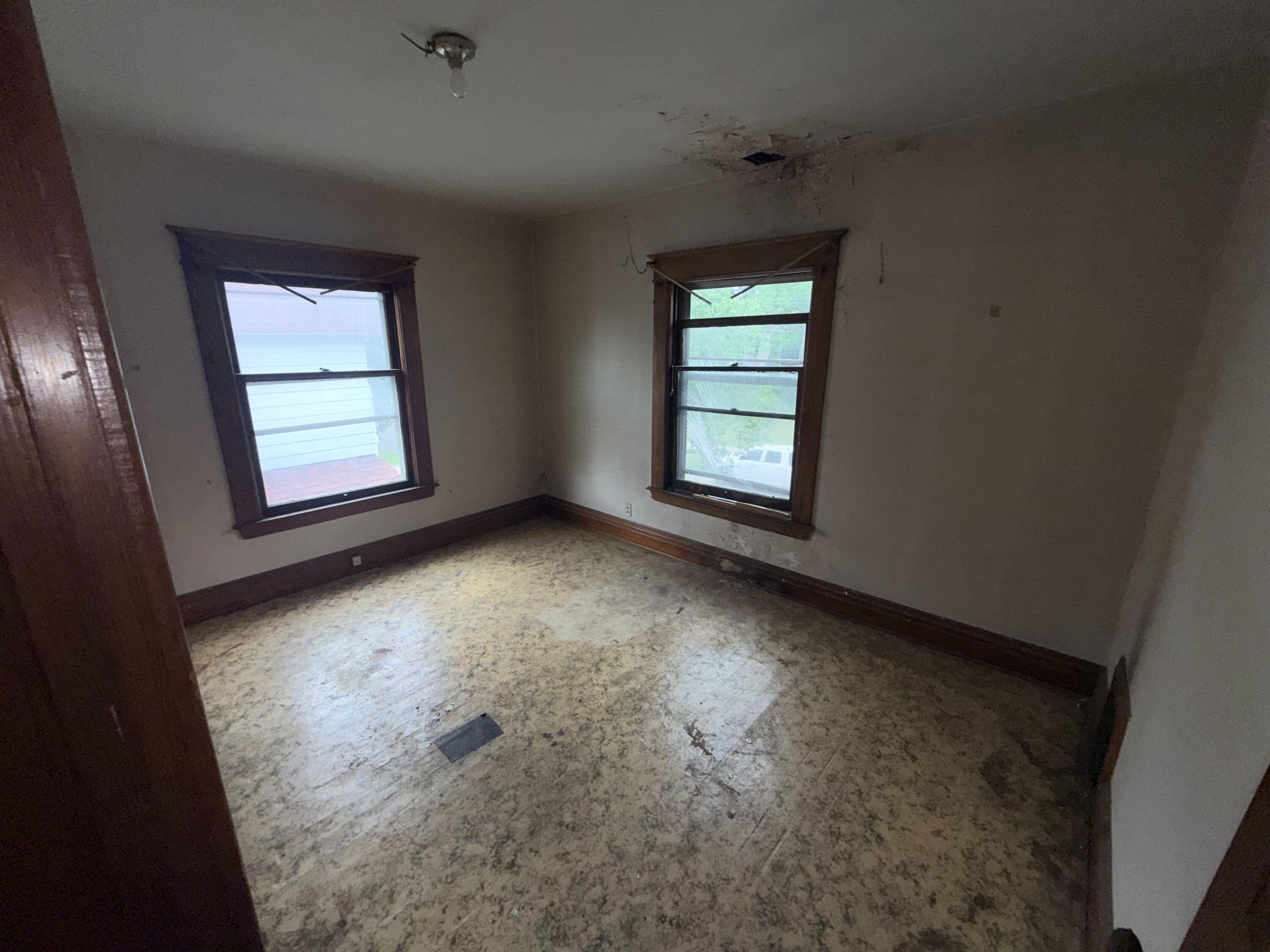 655 Dolbee Avenue SE Grand Rapids MI 49506