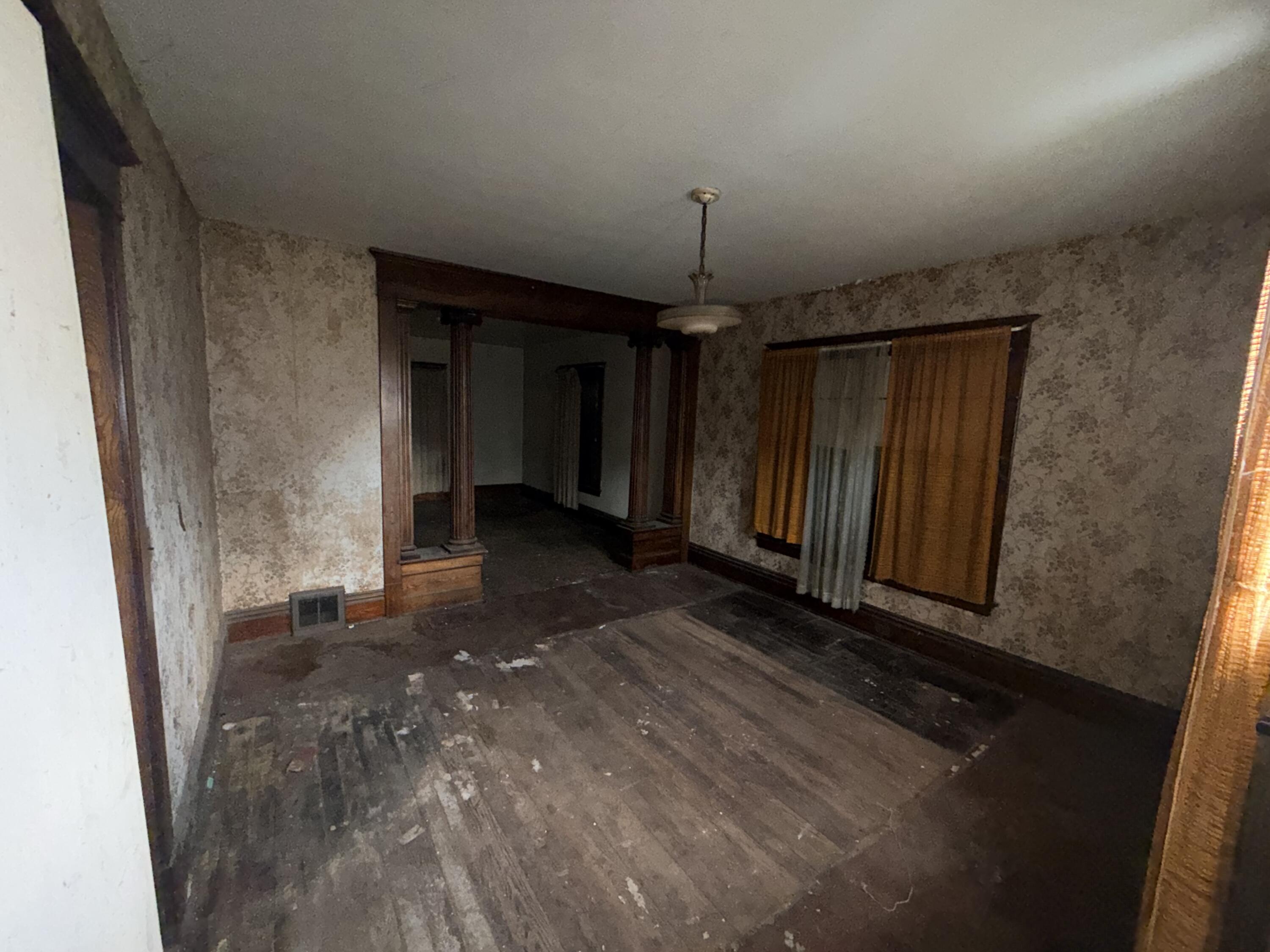 655 Dolbee Avenue SE Grand Rapids MI 49506