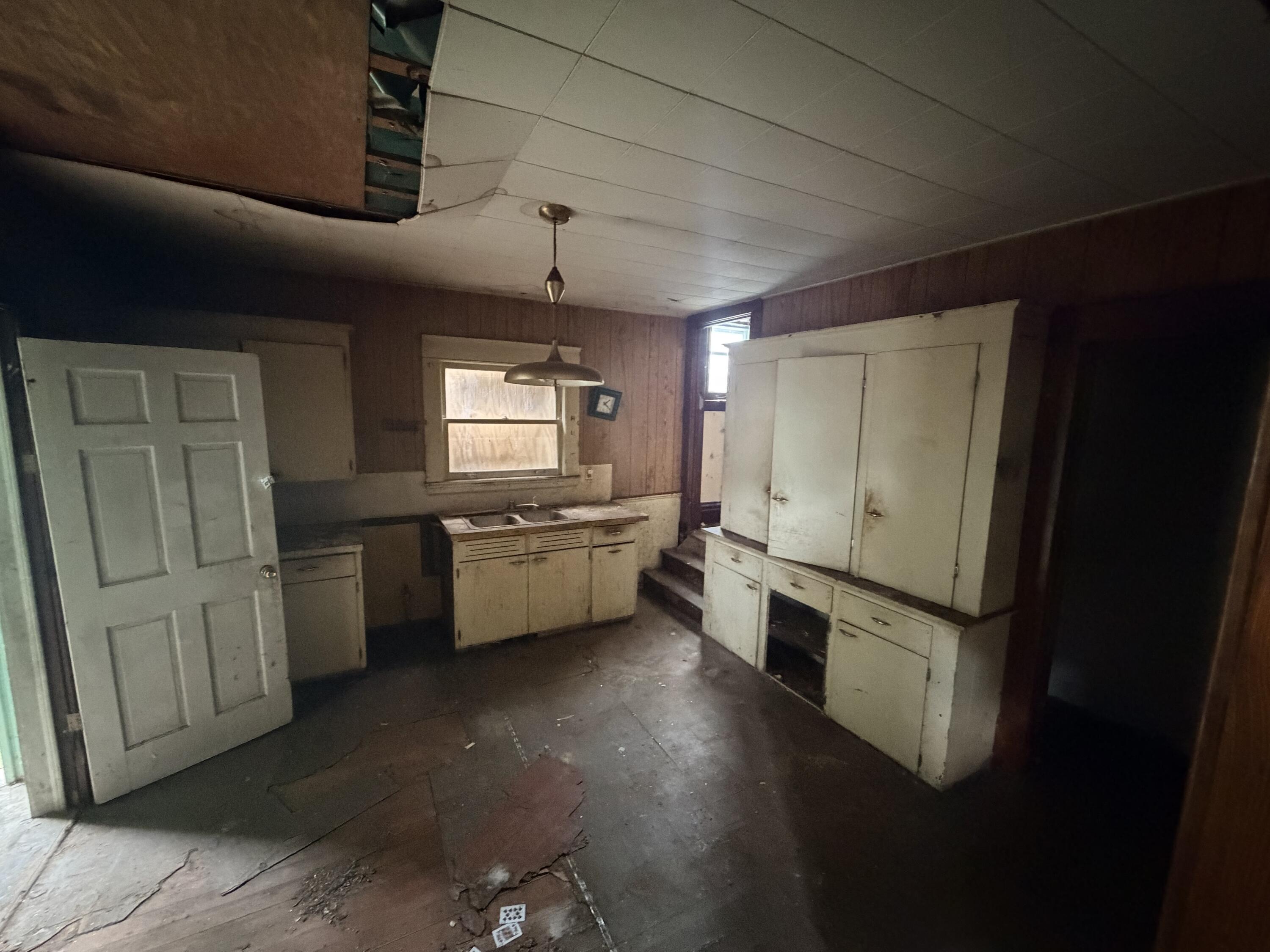 655 Dolbee Avenue SE Grand Rapids MI 49506