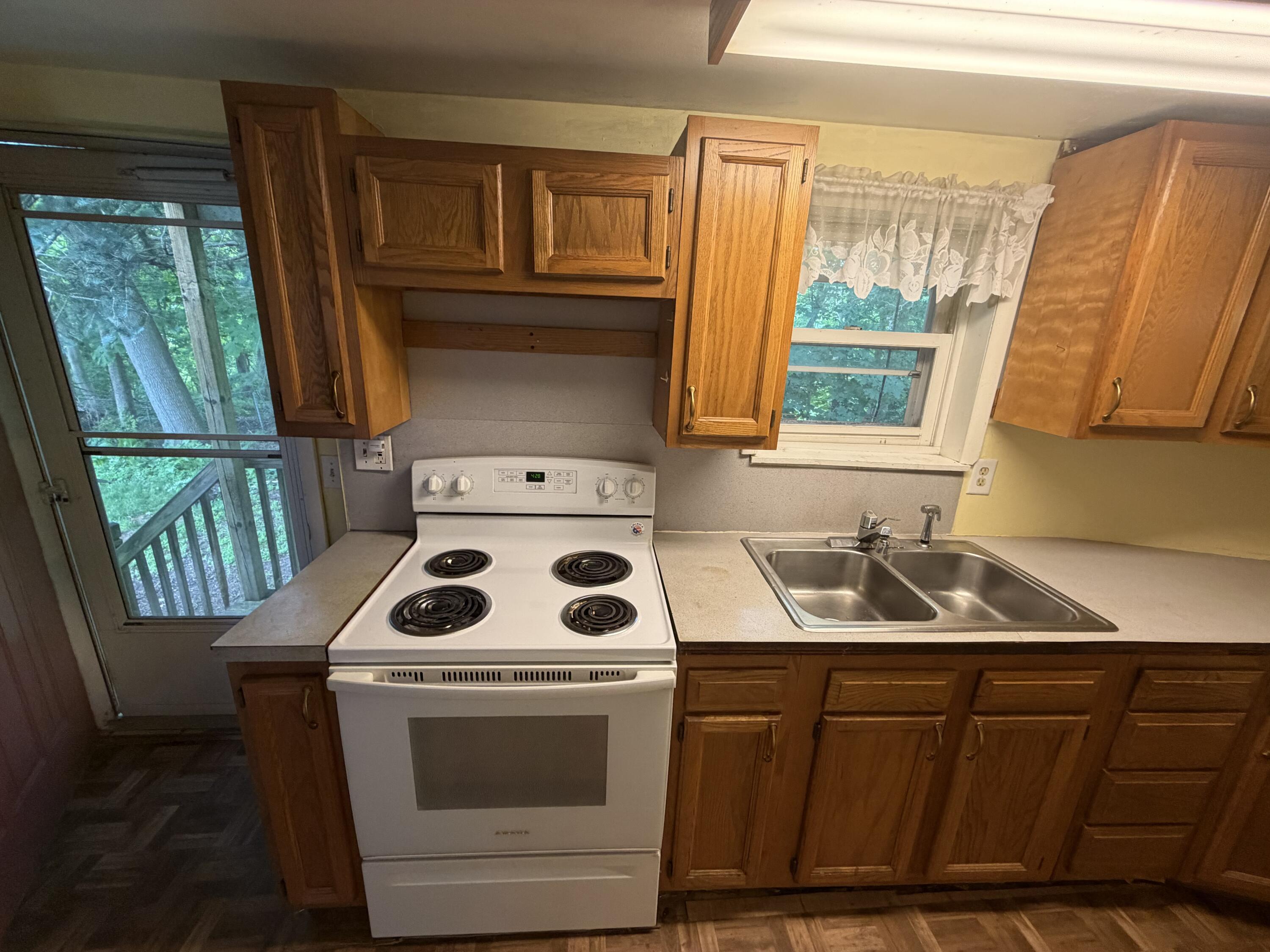 3064 Effie Place NE Grand Rapids MI 49505