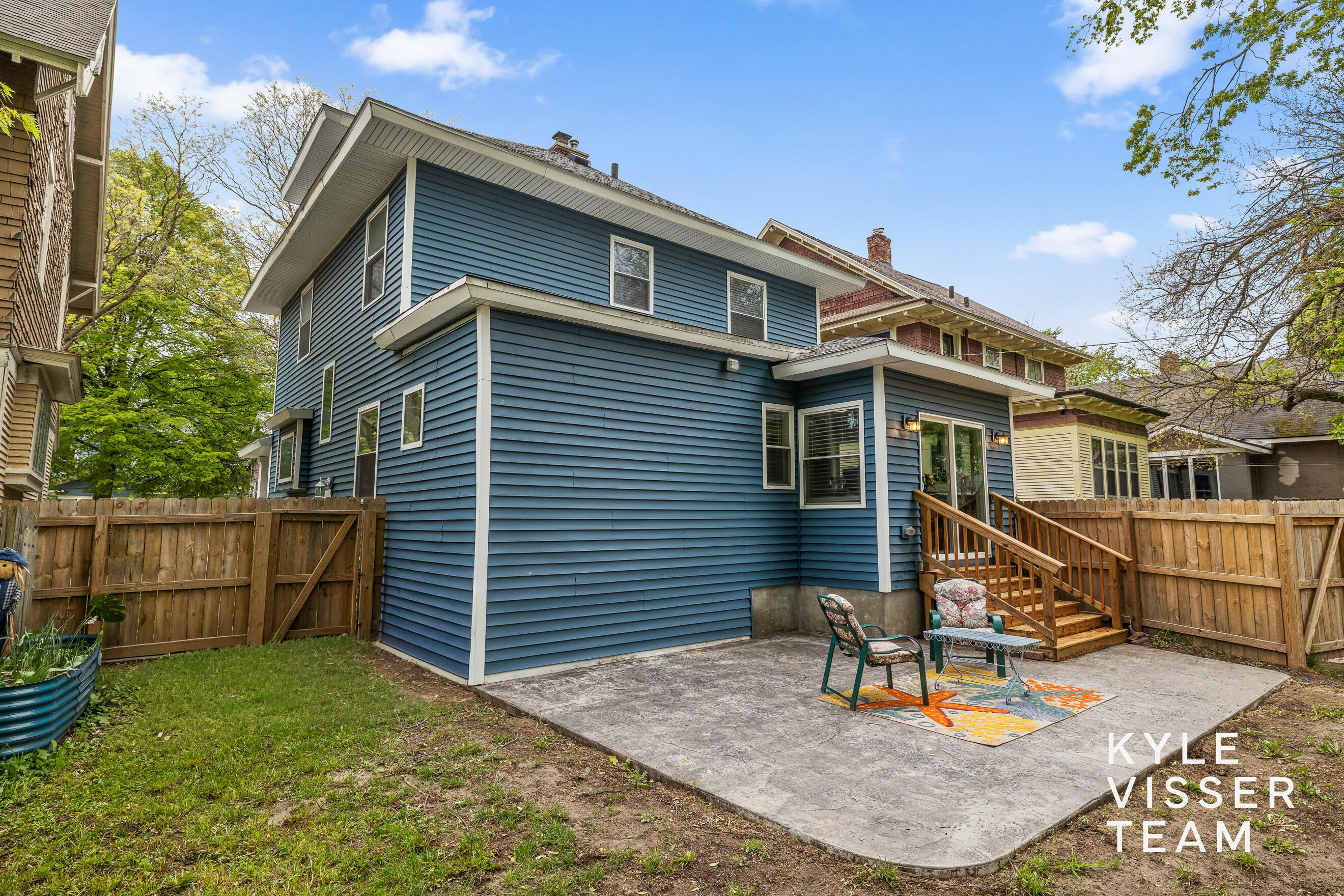 1240 Bemis Street SE Grand Rapids MI 49506