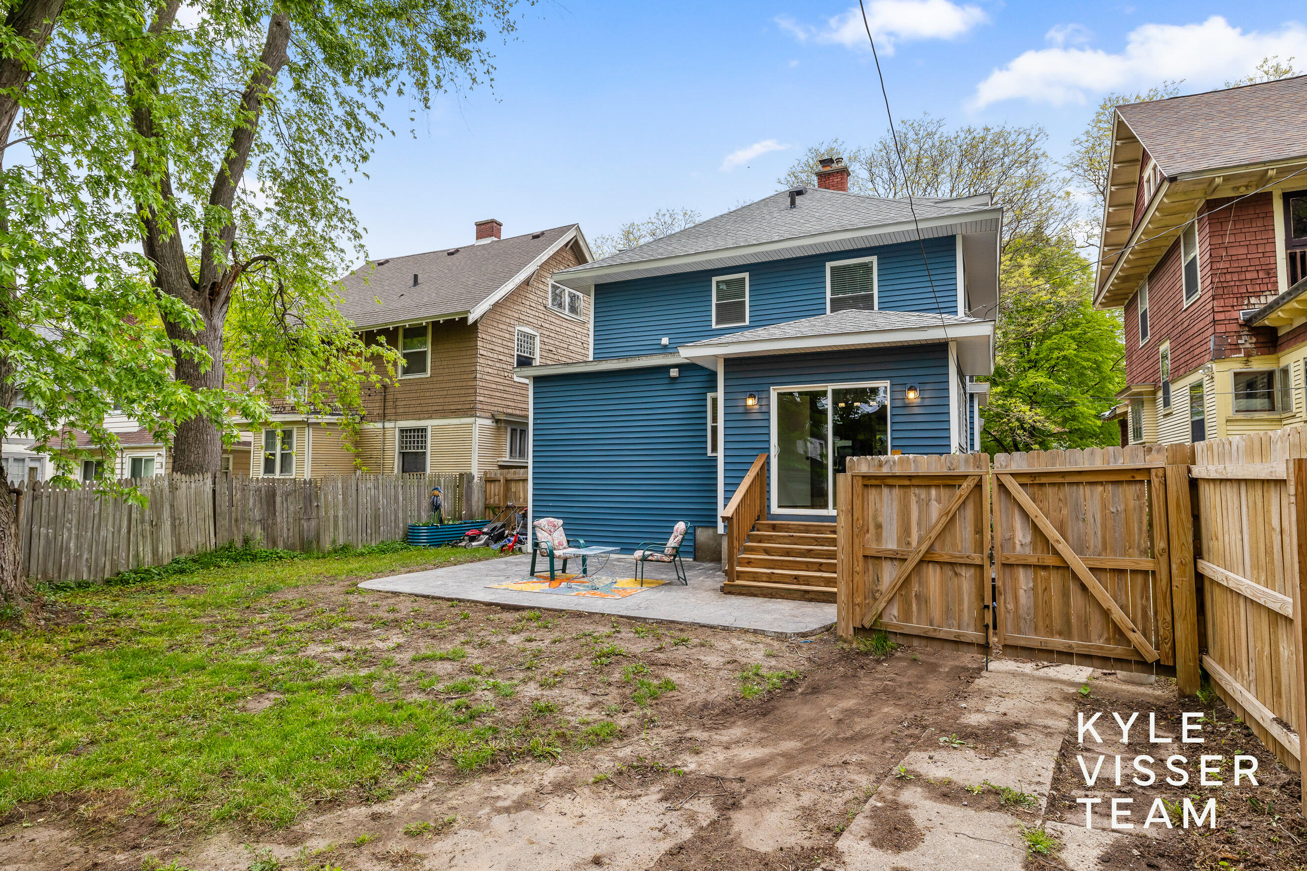 1240 Bemis Street SE Grand Rapids MI 49506