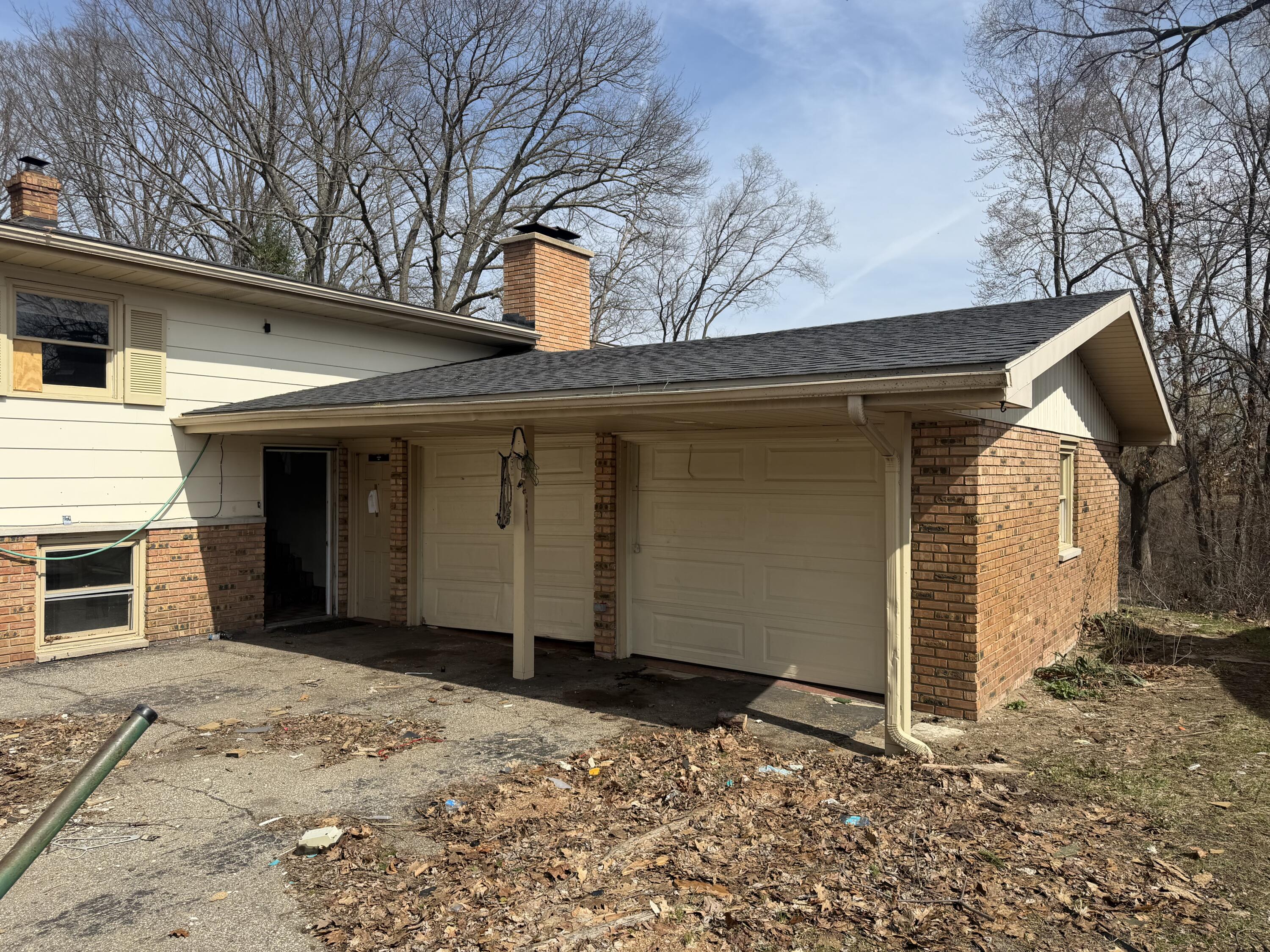 1565 N Teakwood Drive Stevensville MI 49127