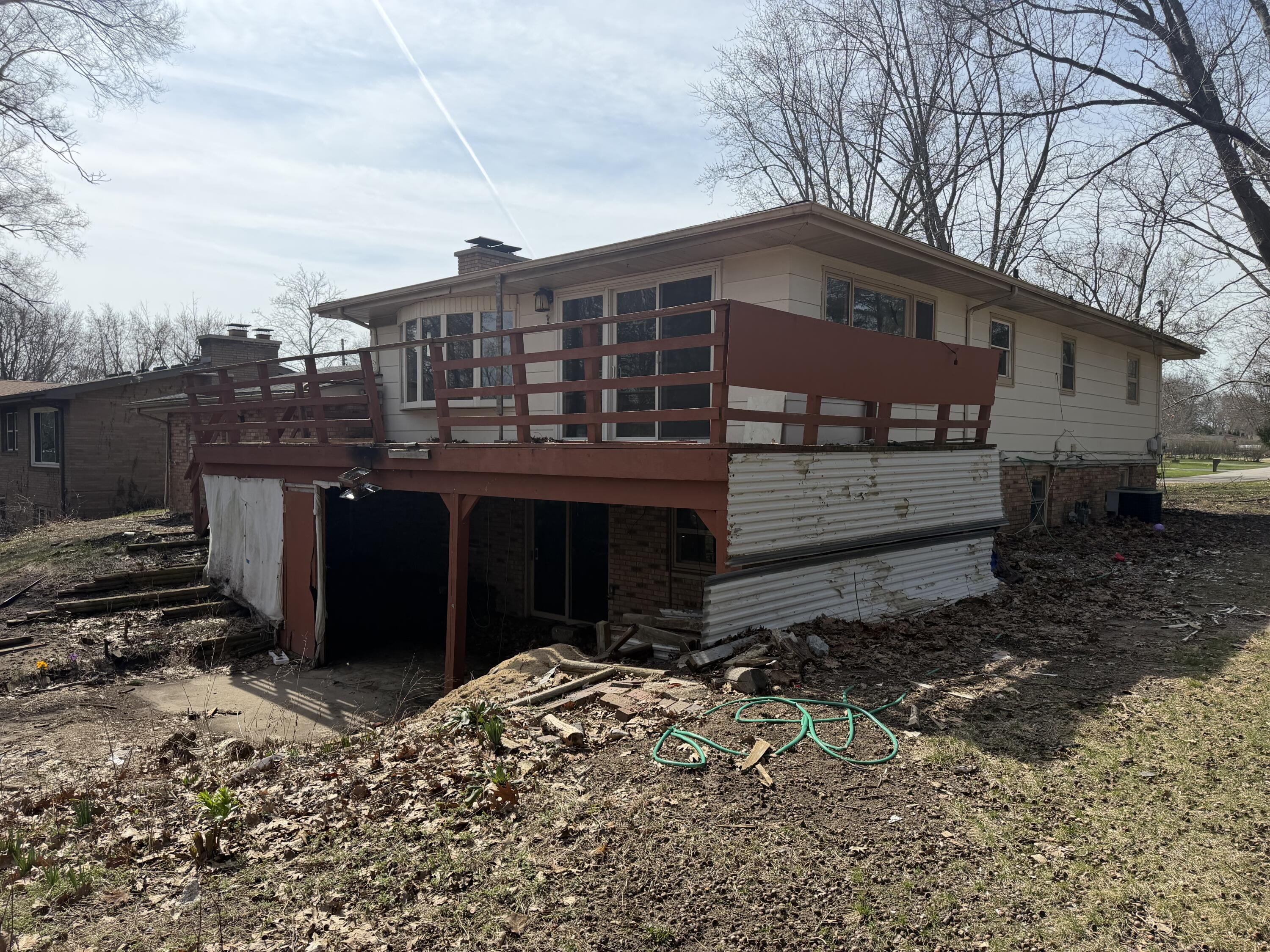 1565 N Teakwood Drive Stevensville MI 49127