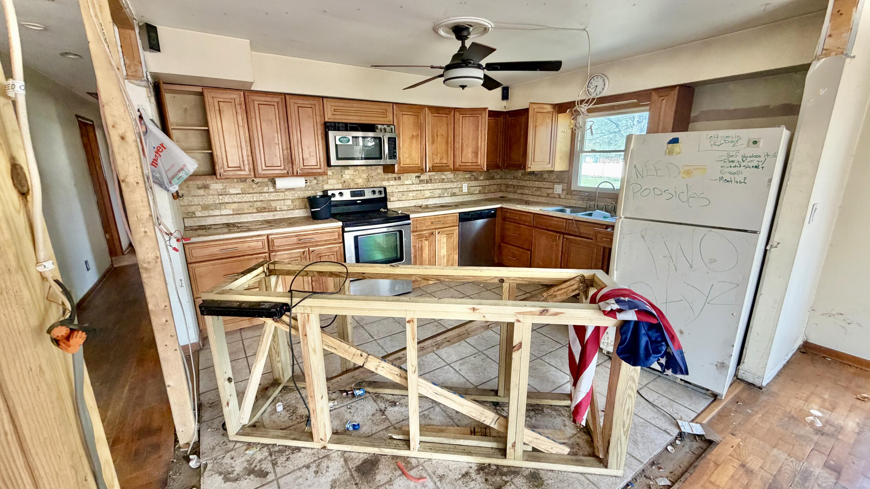 1565 N Teakwood Drive Stevensville MI 49127