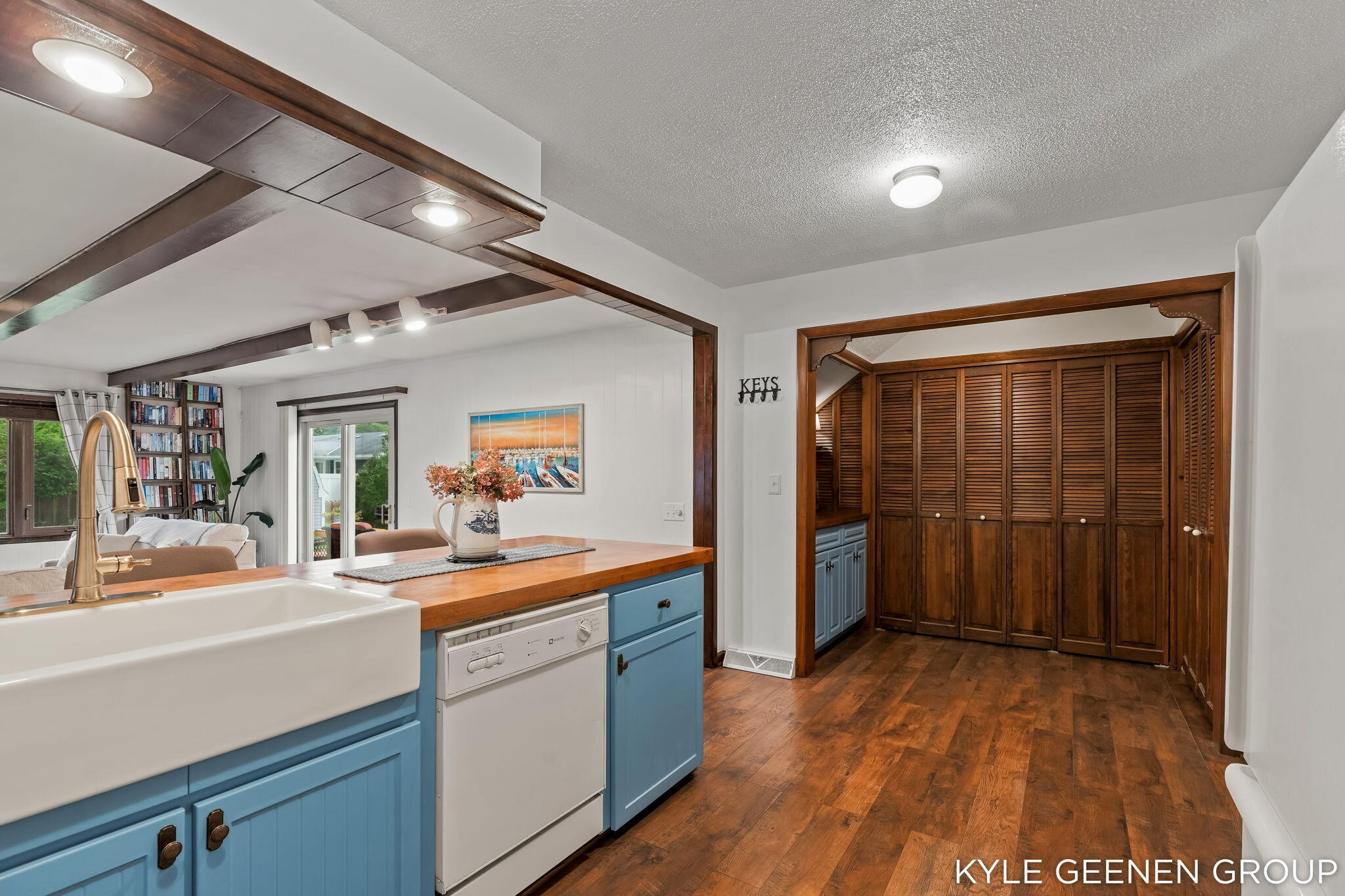 135 Grandview Avenue Holland MI 49423