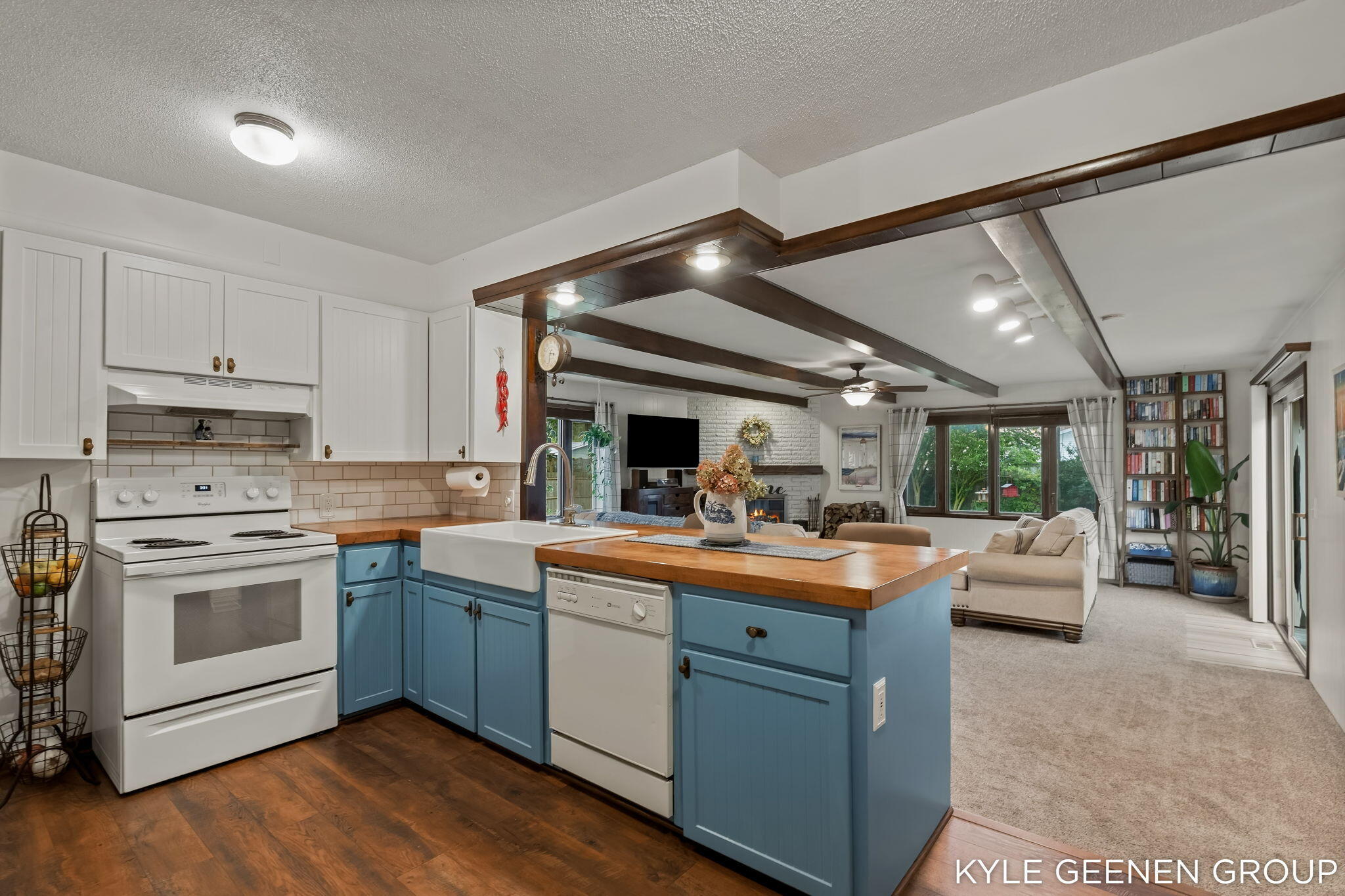 135 Grandview Avenue Holland MI 49423