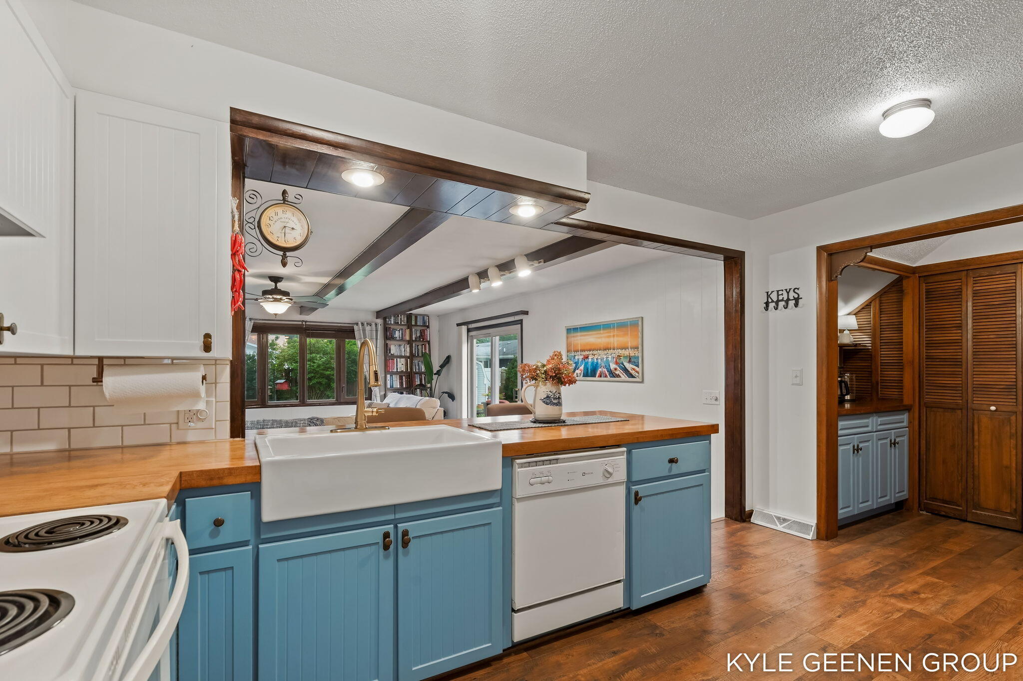 135 Grandview Avenue Holland MI 49423