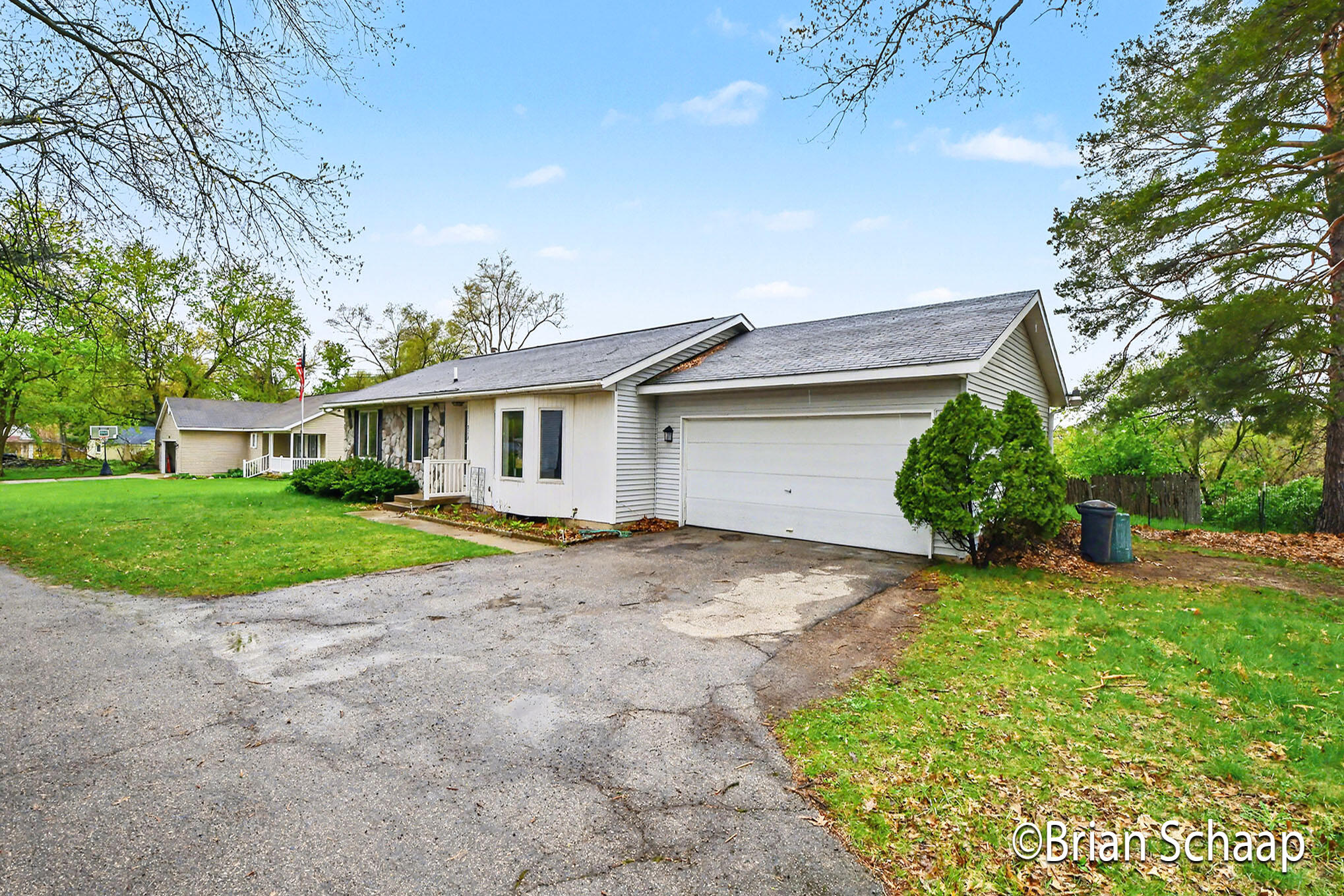 3170 Morley Avenue NE Grand Rapids MI 49505