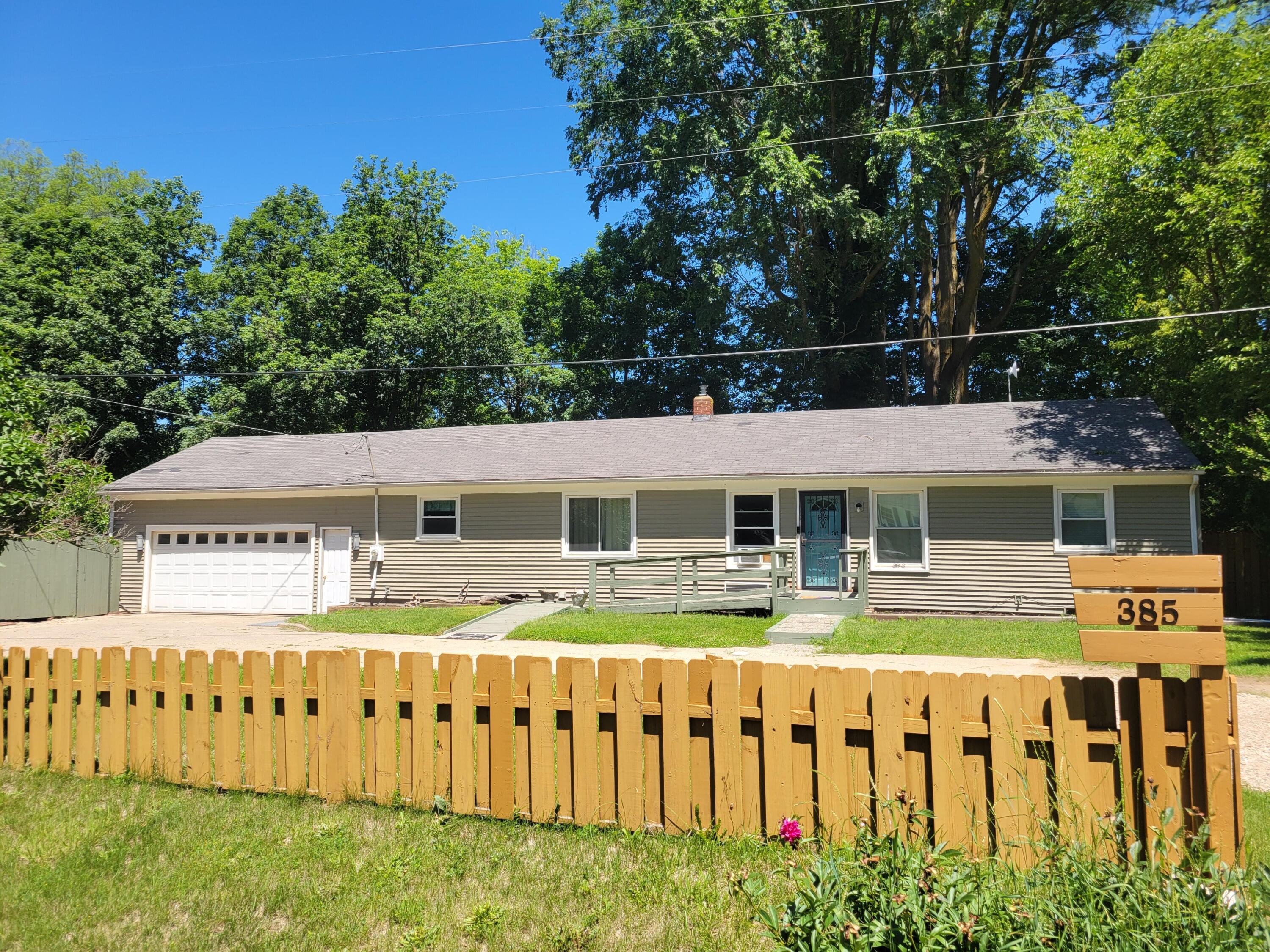 385 92nd Street SW Byron Center MI 49315