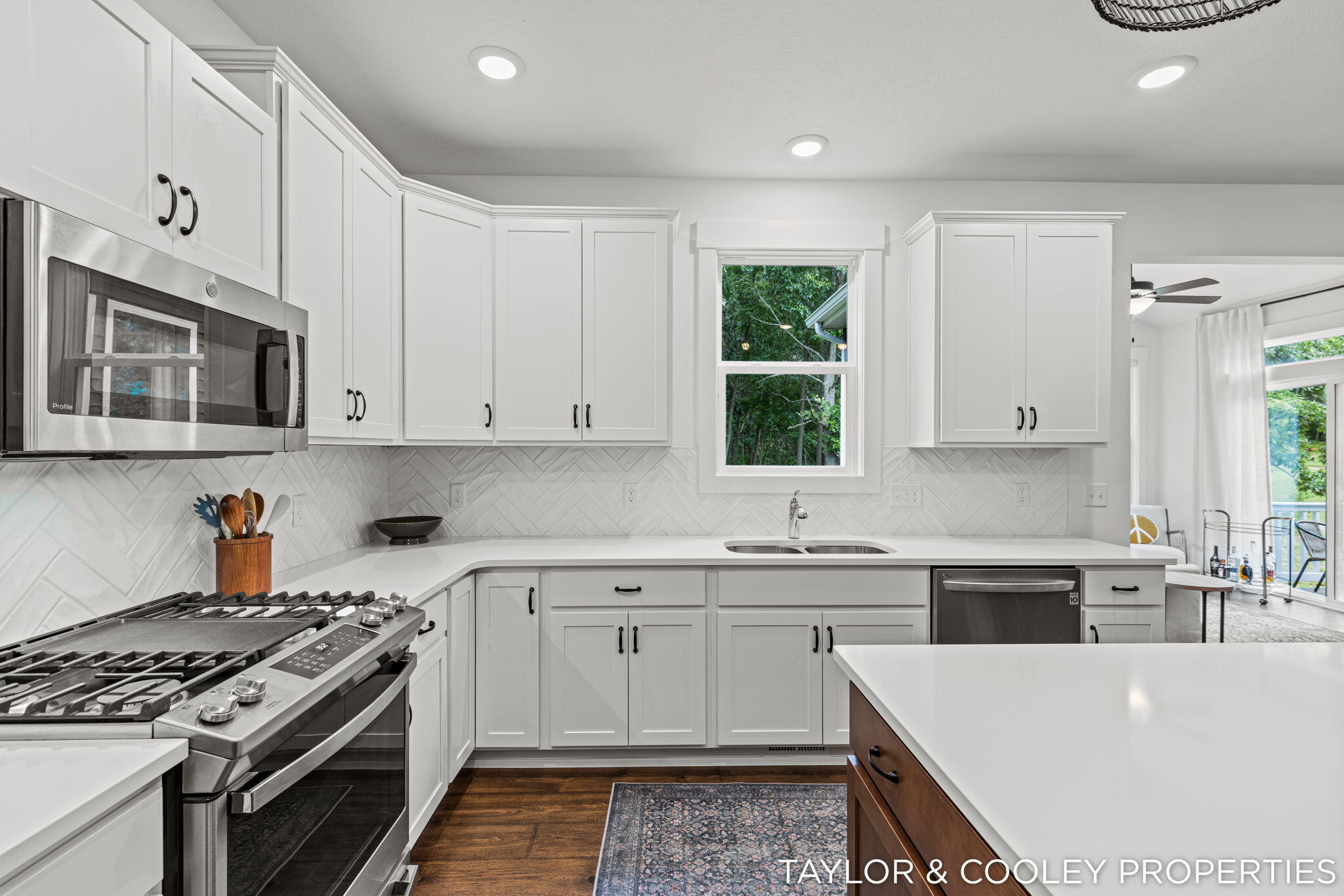 8129 Honeysuckle Hill Court SE Grand Rapids MI 49512