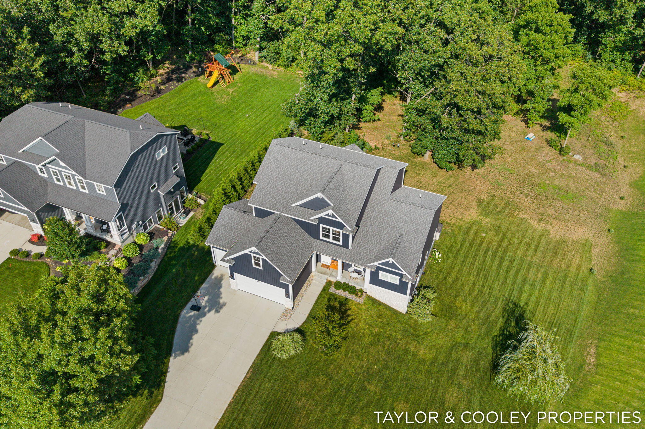 8129 Honeysuckle Hill Court SE Grand Rapids MI 49512